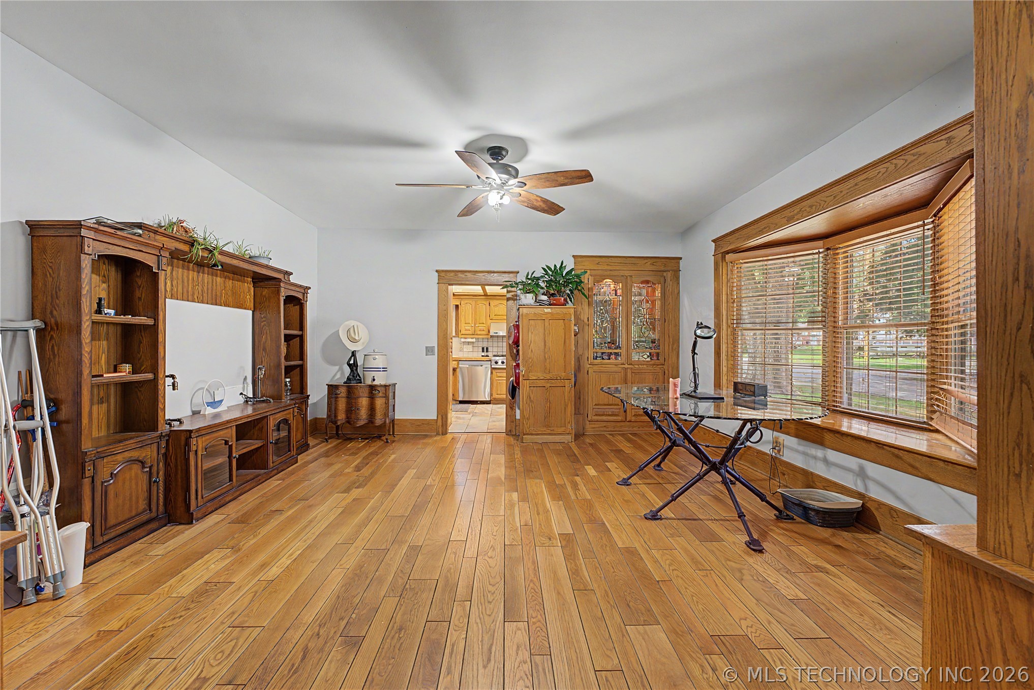 110 N Dunlap Street Property Photo 5