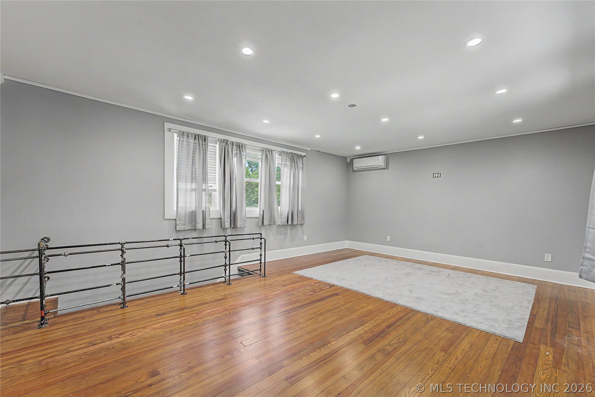 110 N Dunlap Street Property Photo 24