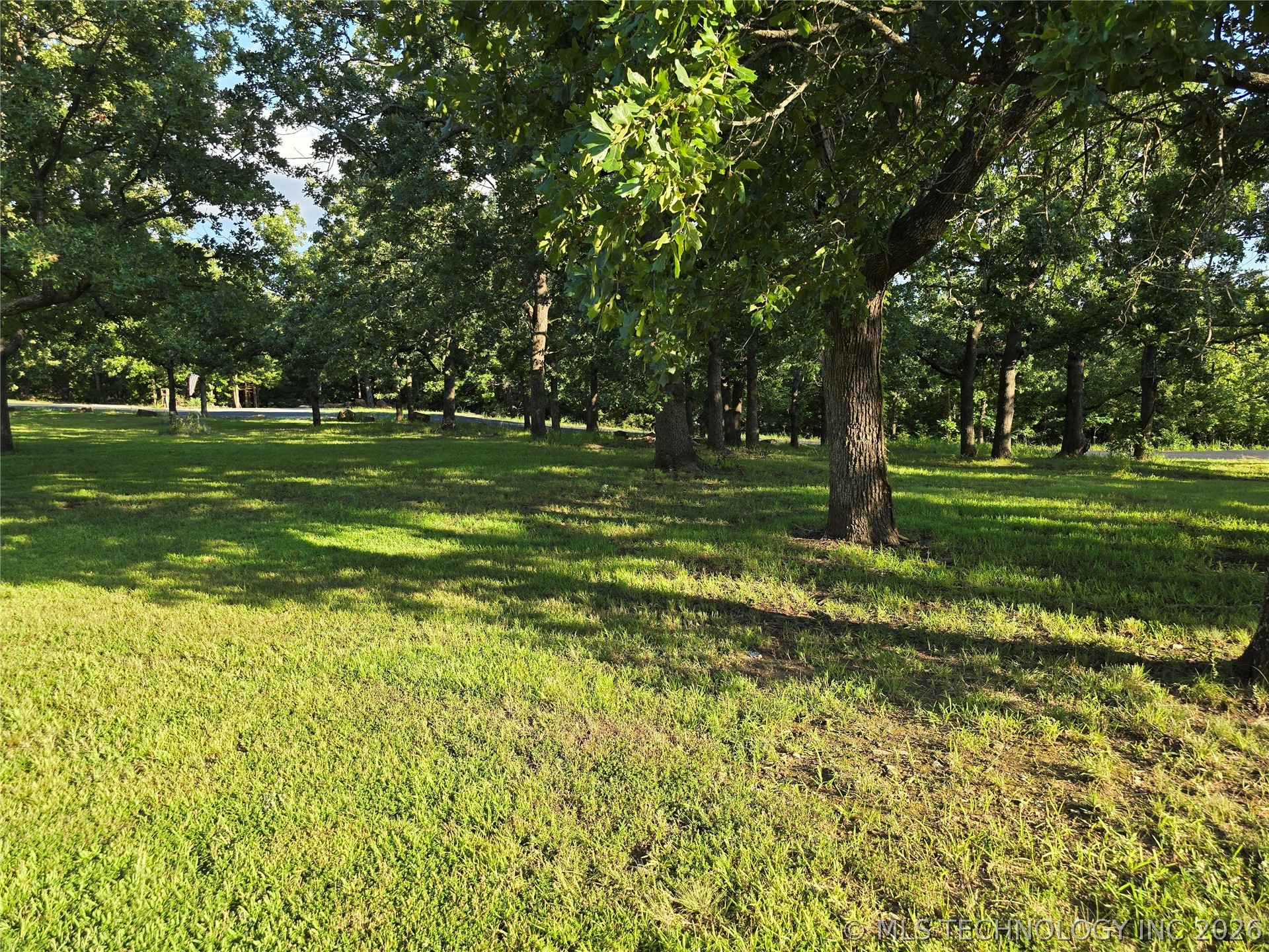 Hickory Drive Property Photo 2