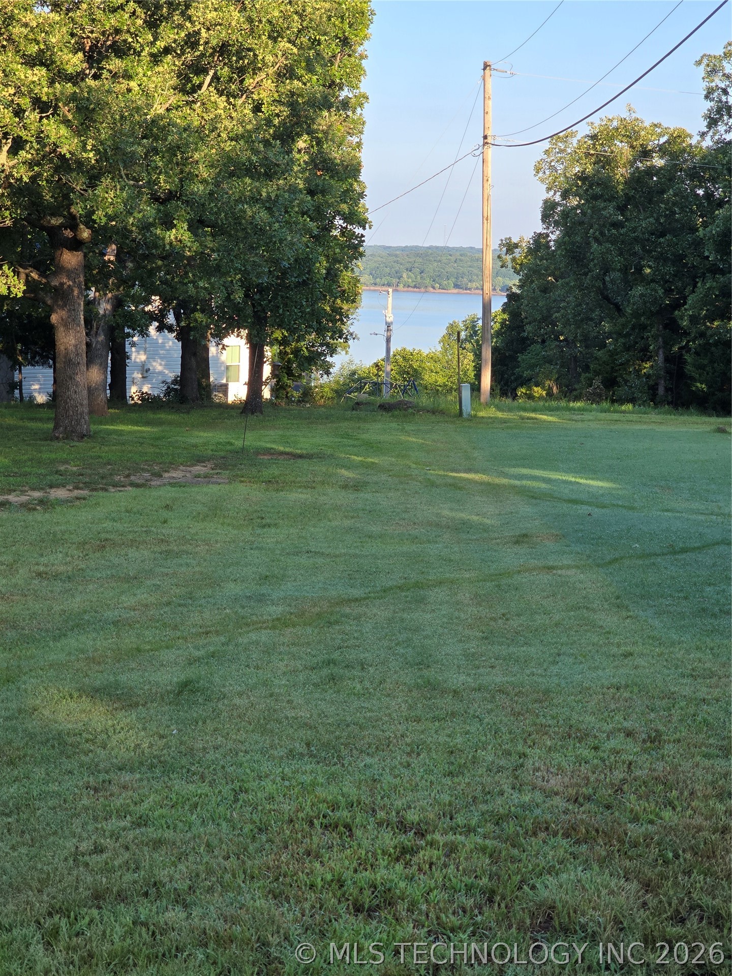 Hickory Drive Property Photo 4