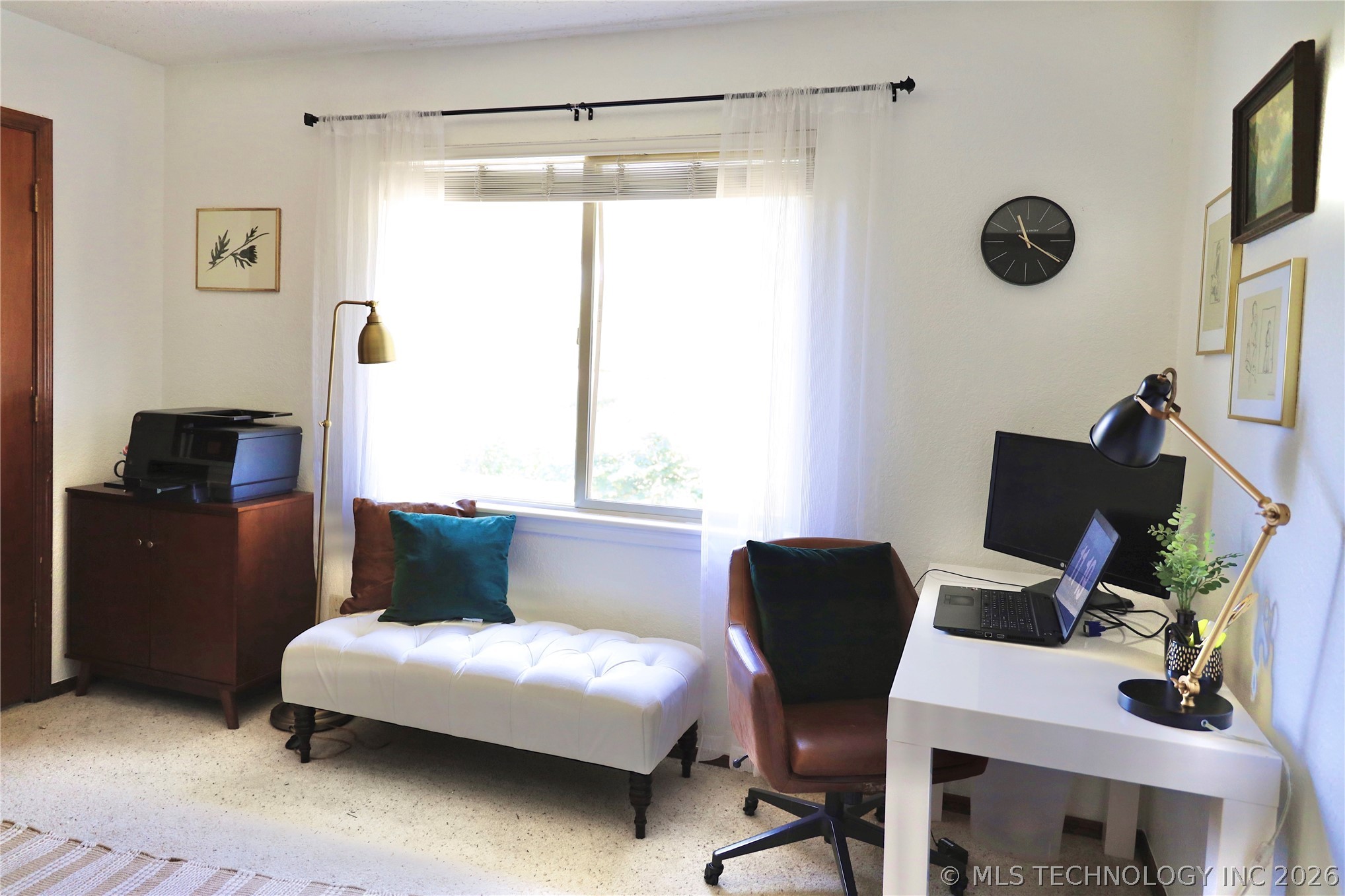 3210 S Chestnut Avenue Property Photo 15