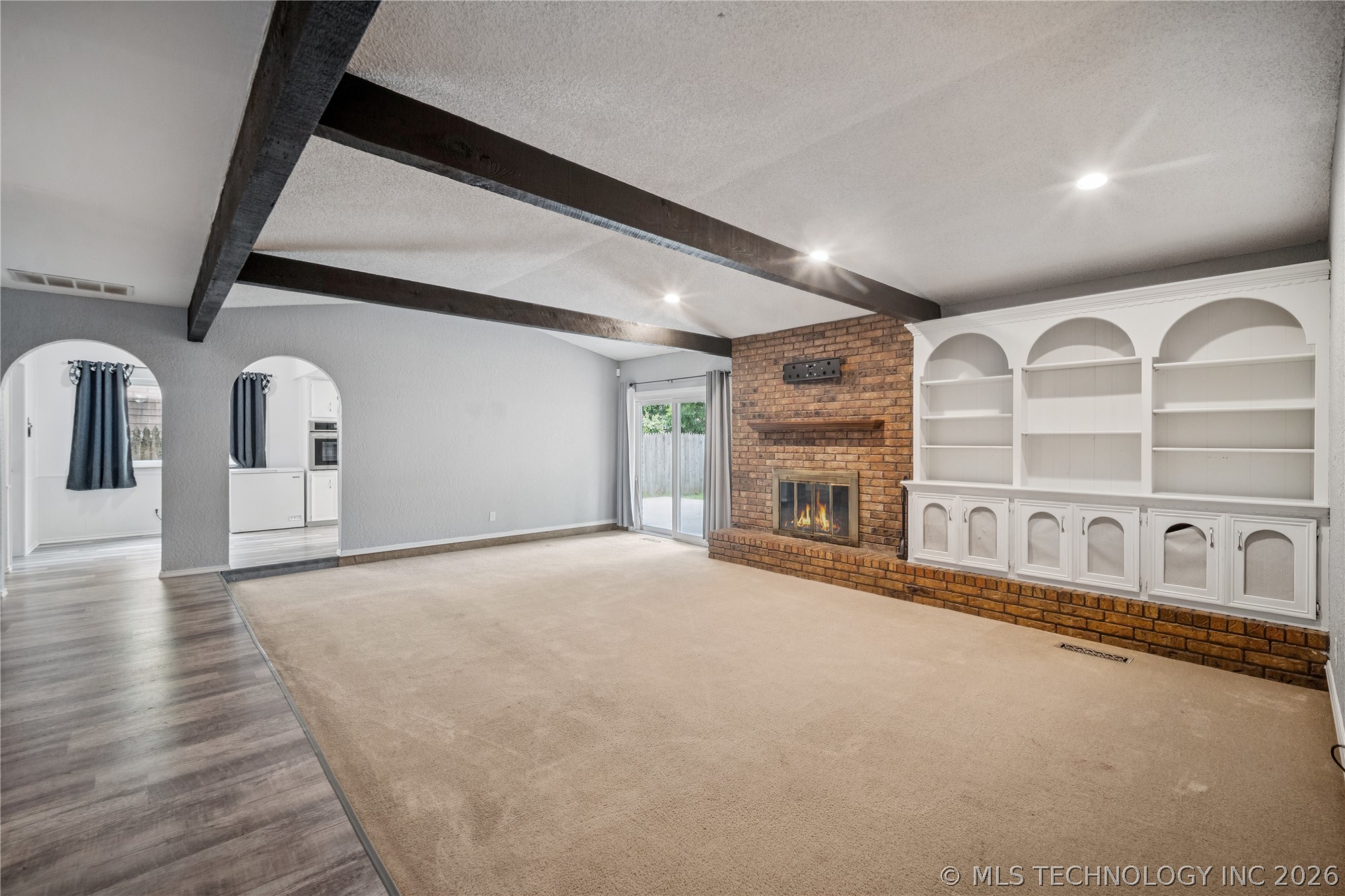 2208 W Louisville Street Property Photo 7