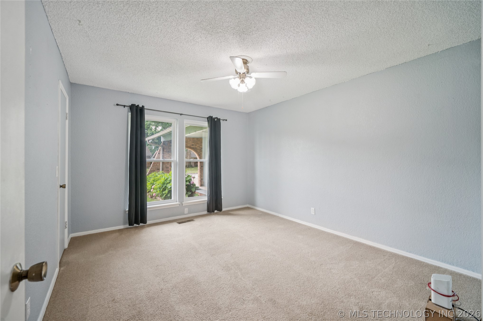 2208 W Louisville Street Property Photo 21