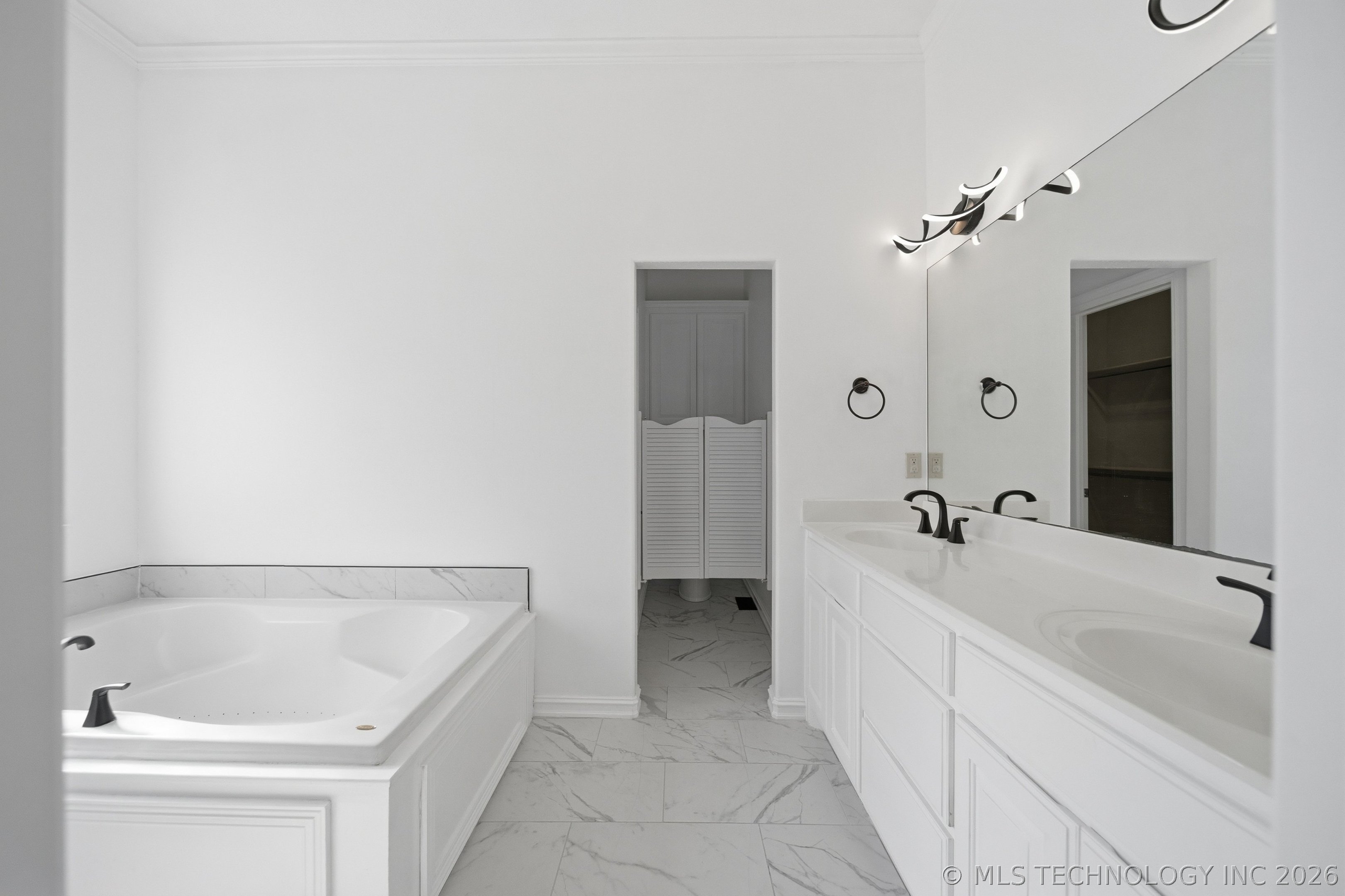 5831 E 75th Place Property Photo 19