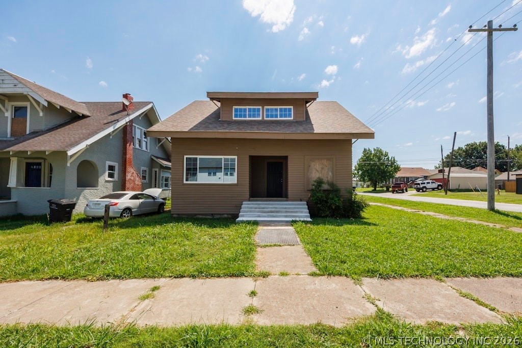 218 S Creek Avenue Property Photo 3