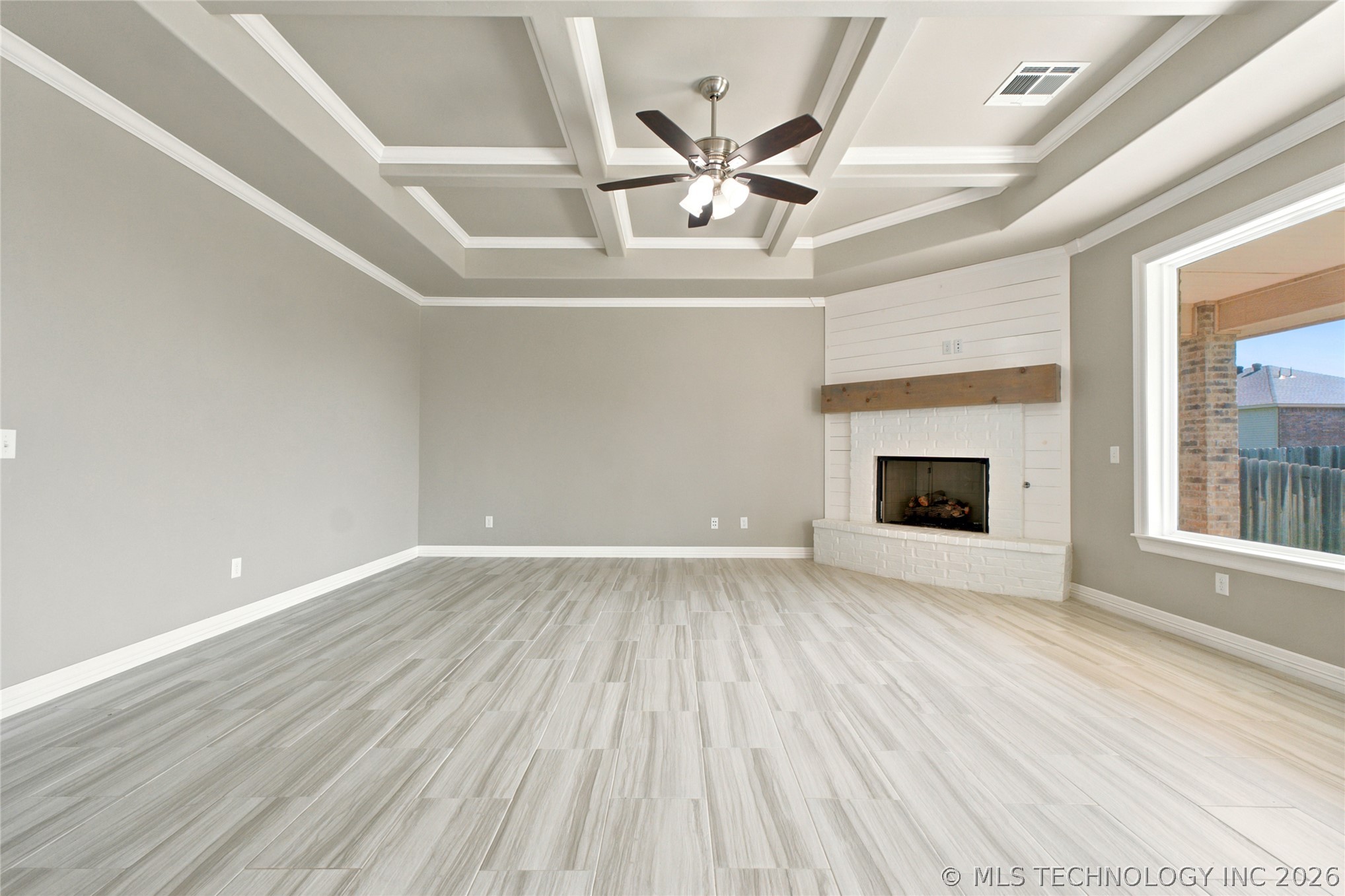 2912 Wild Rose Lane Property Photo 6