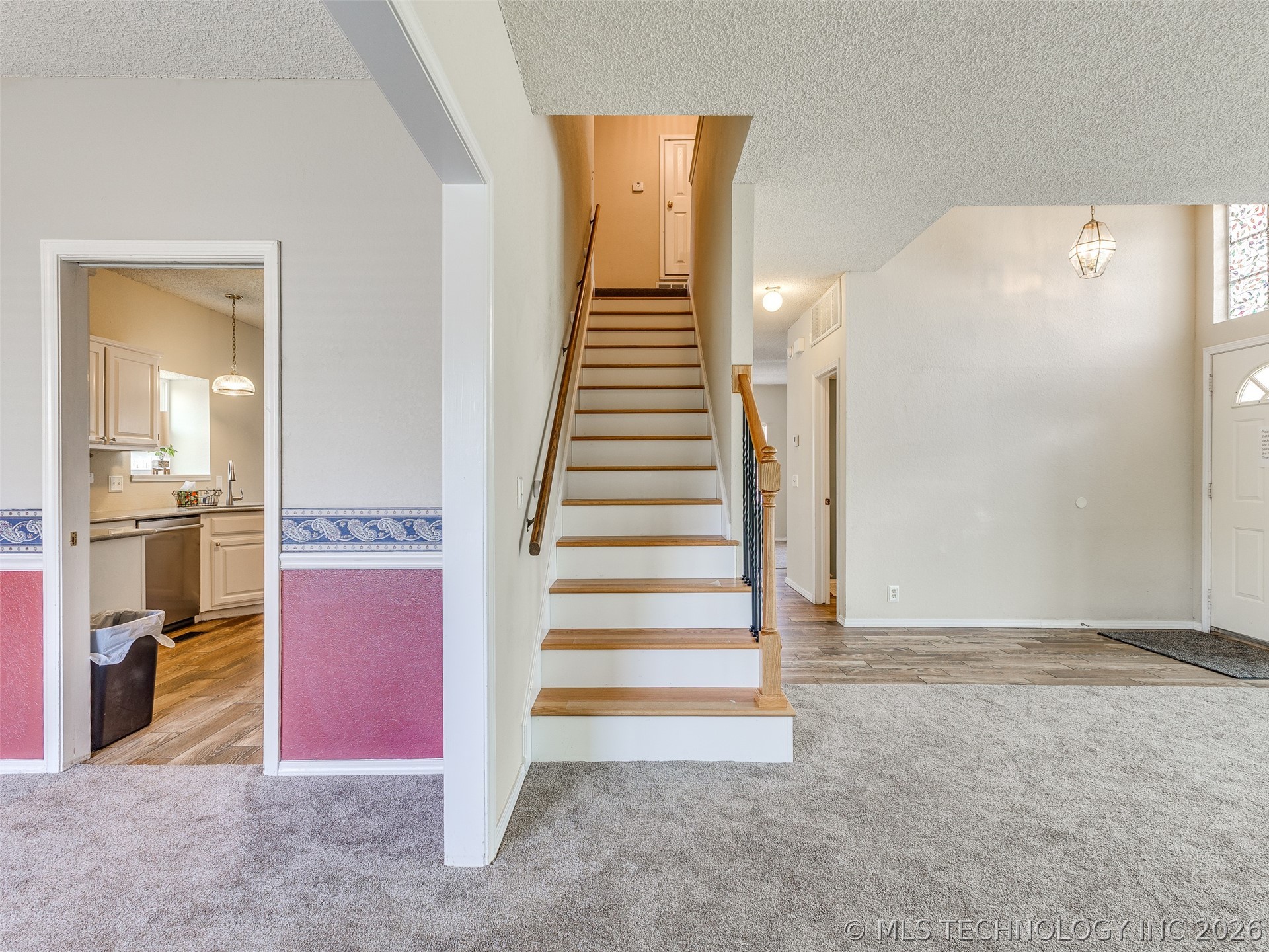 516 S Laurel Avenue Property Photo 5