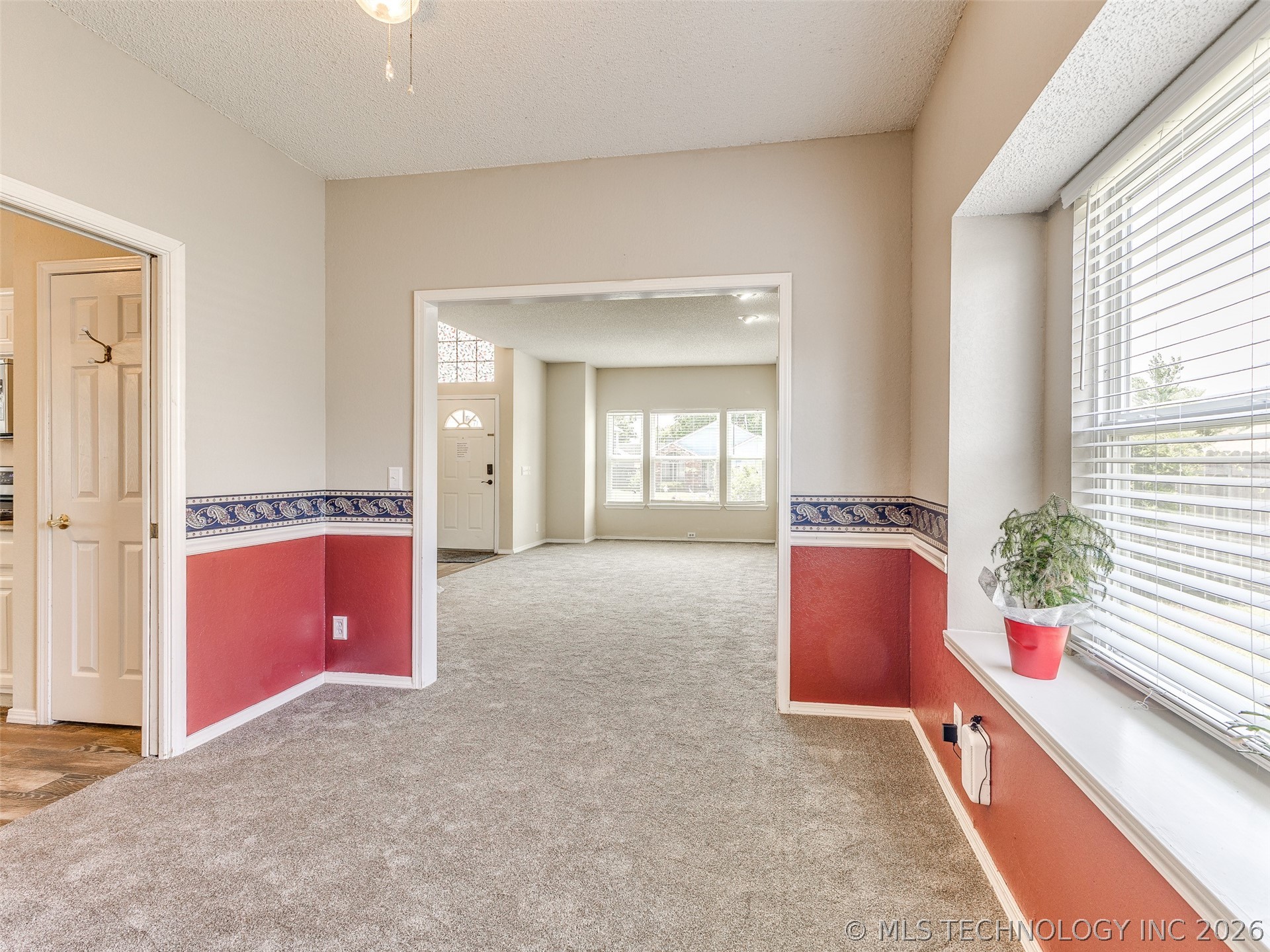 516 S Laurel Avenue Property Photo 7