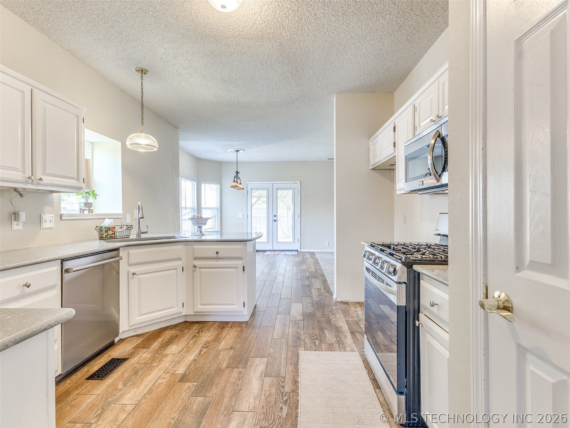 516 S Laurel Avenue Property Photo 8