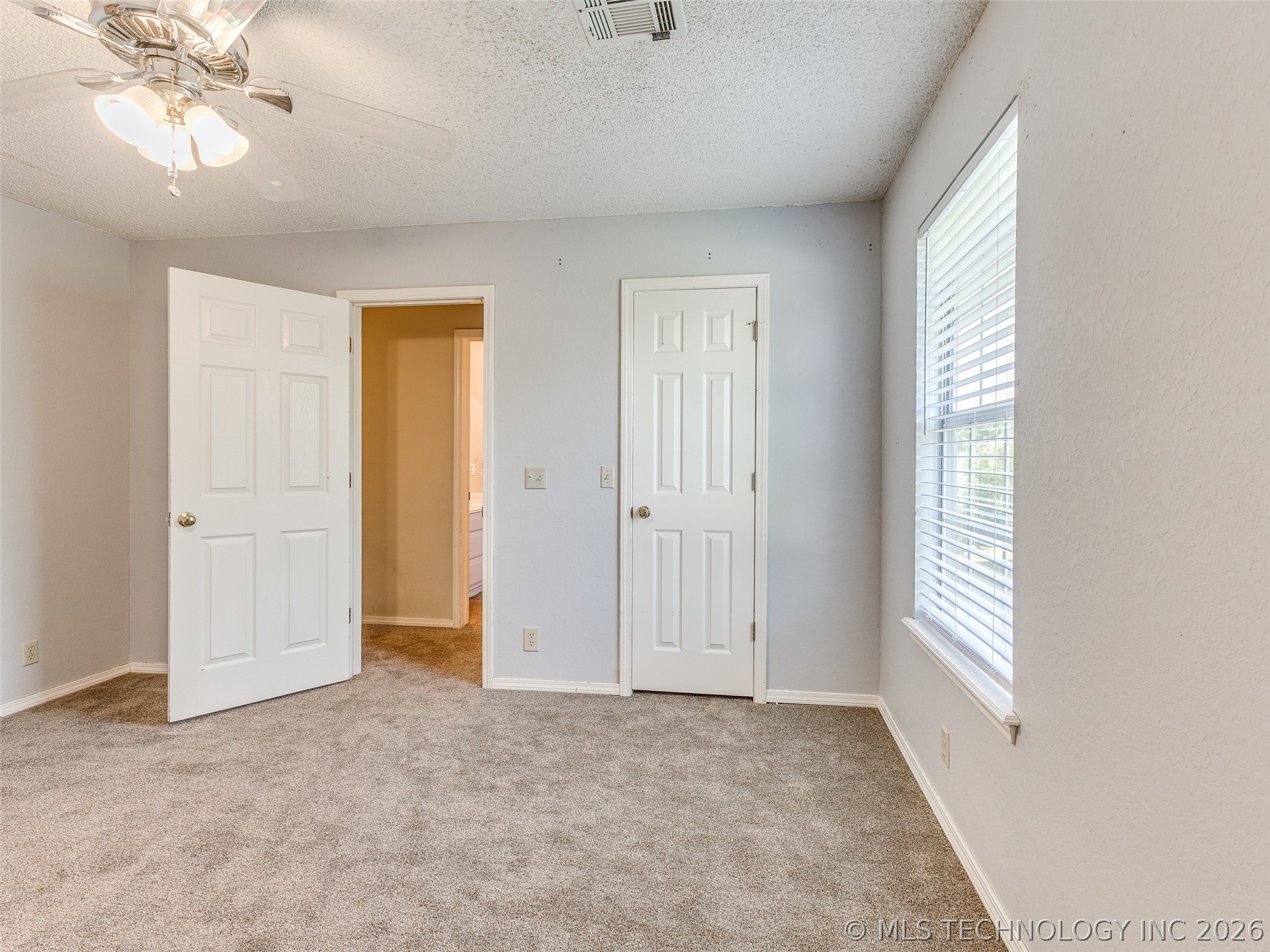 516 S Laurel Avenue Property Photo 25