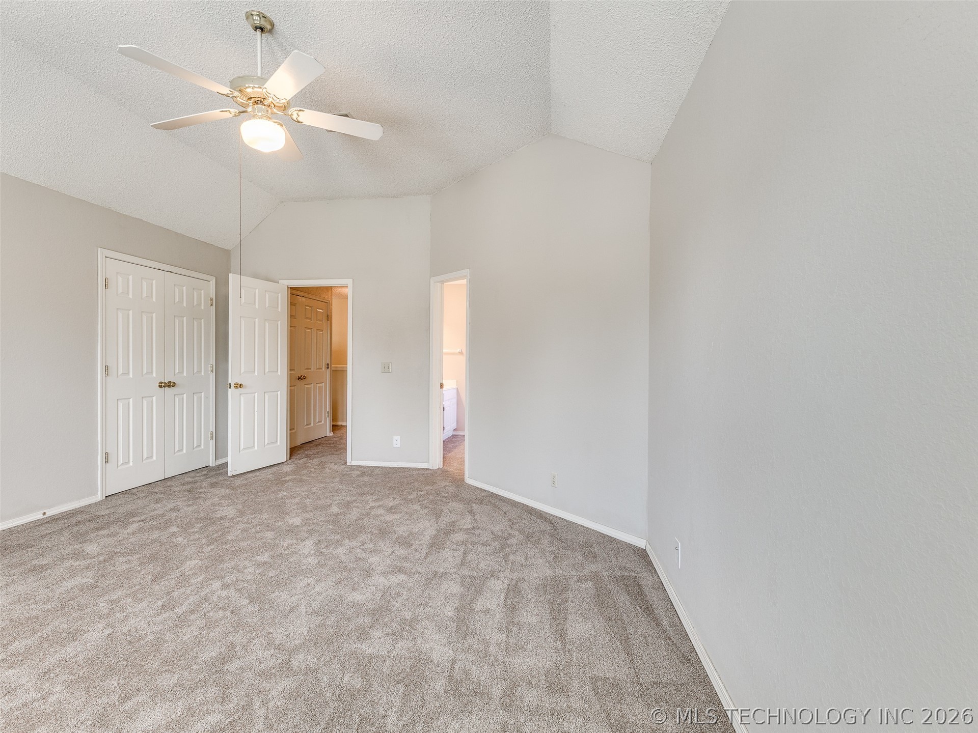 516 S Laurel Avenue Property Photo 29