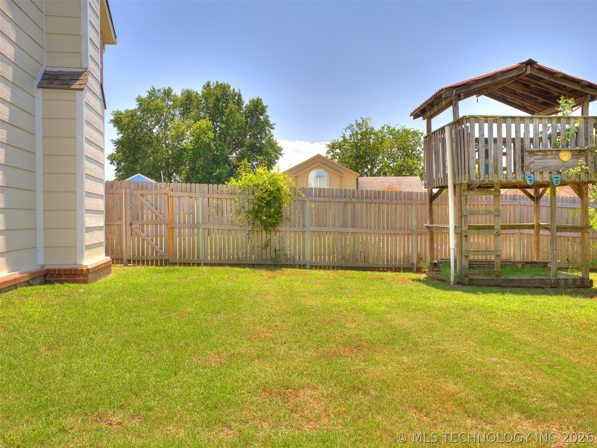516 S Laurel Avenue Property Photo 39