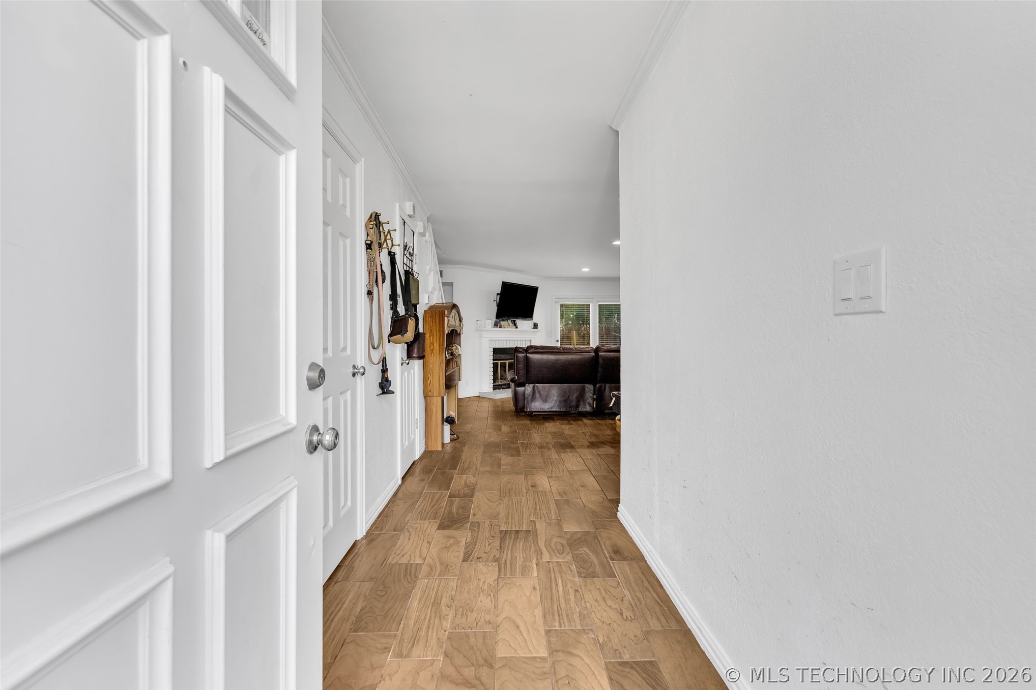 6213 S Yorktown Avenue 47 Property Photo 5