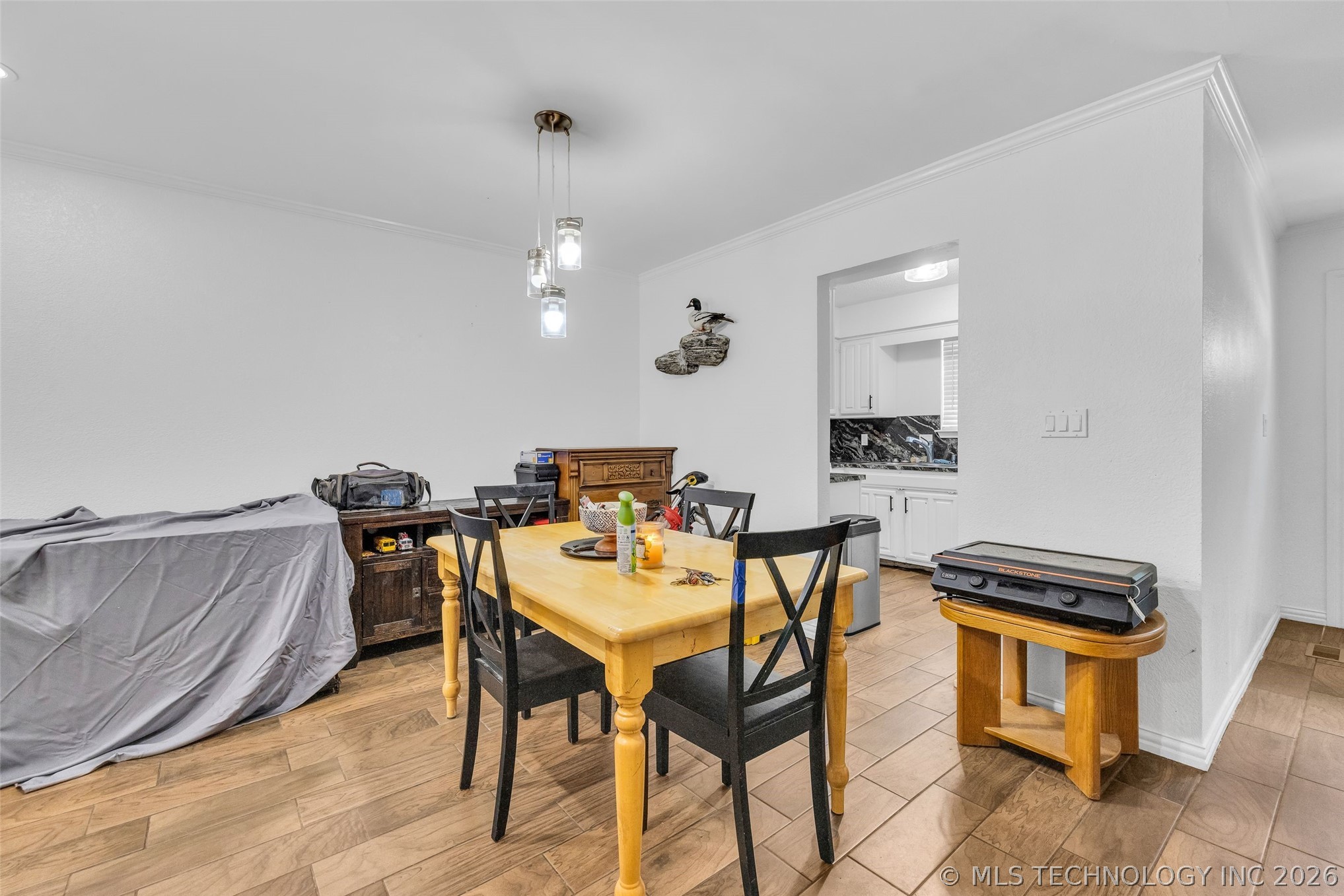 6213 S Yorktown Avenue 47 Property Photo 13