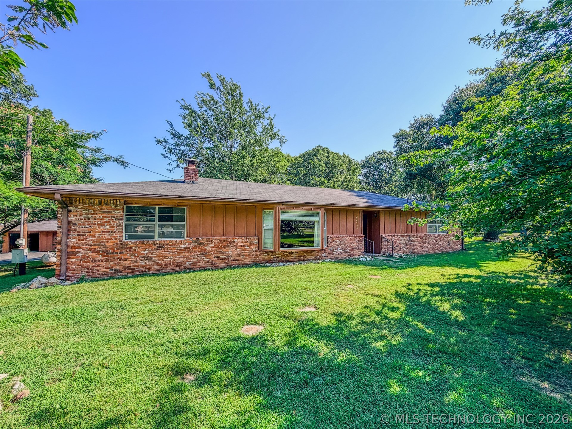 23458 E 878 Road Property Photo 1