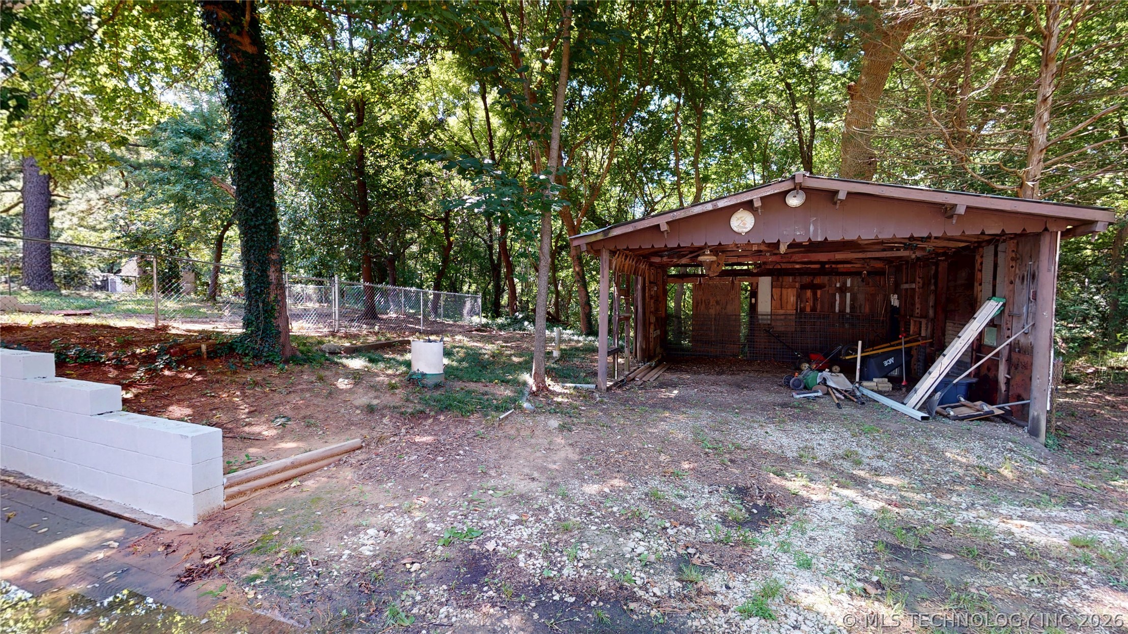 1427 Pine Property Photo 7