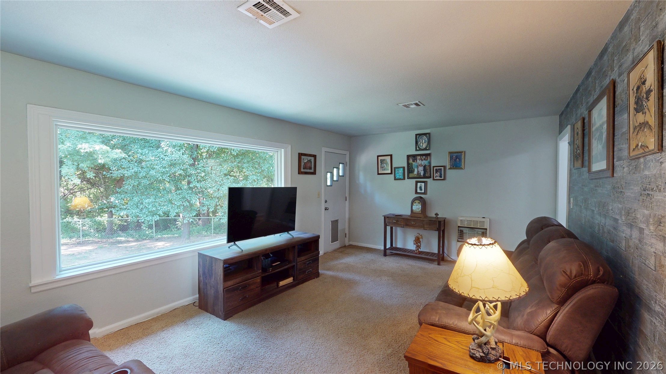 1427 Pine Property Photo 12