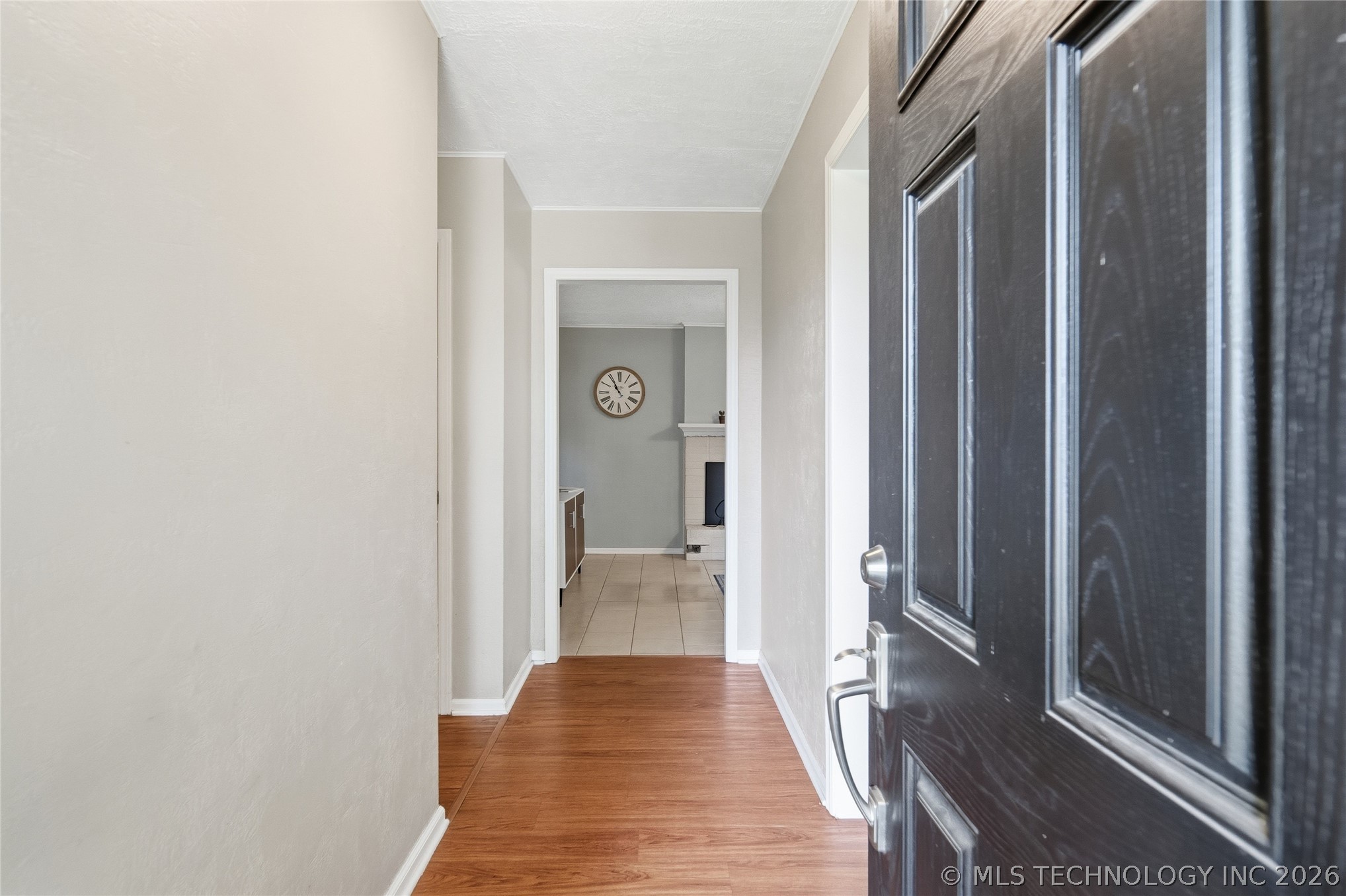1862 E 57th Place Property Photo 5