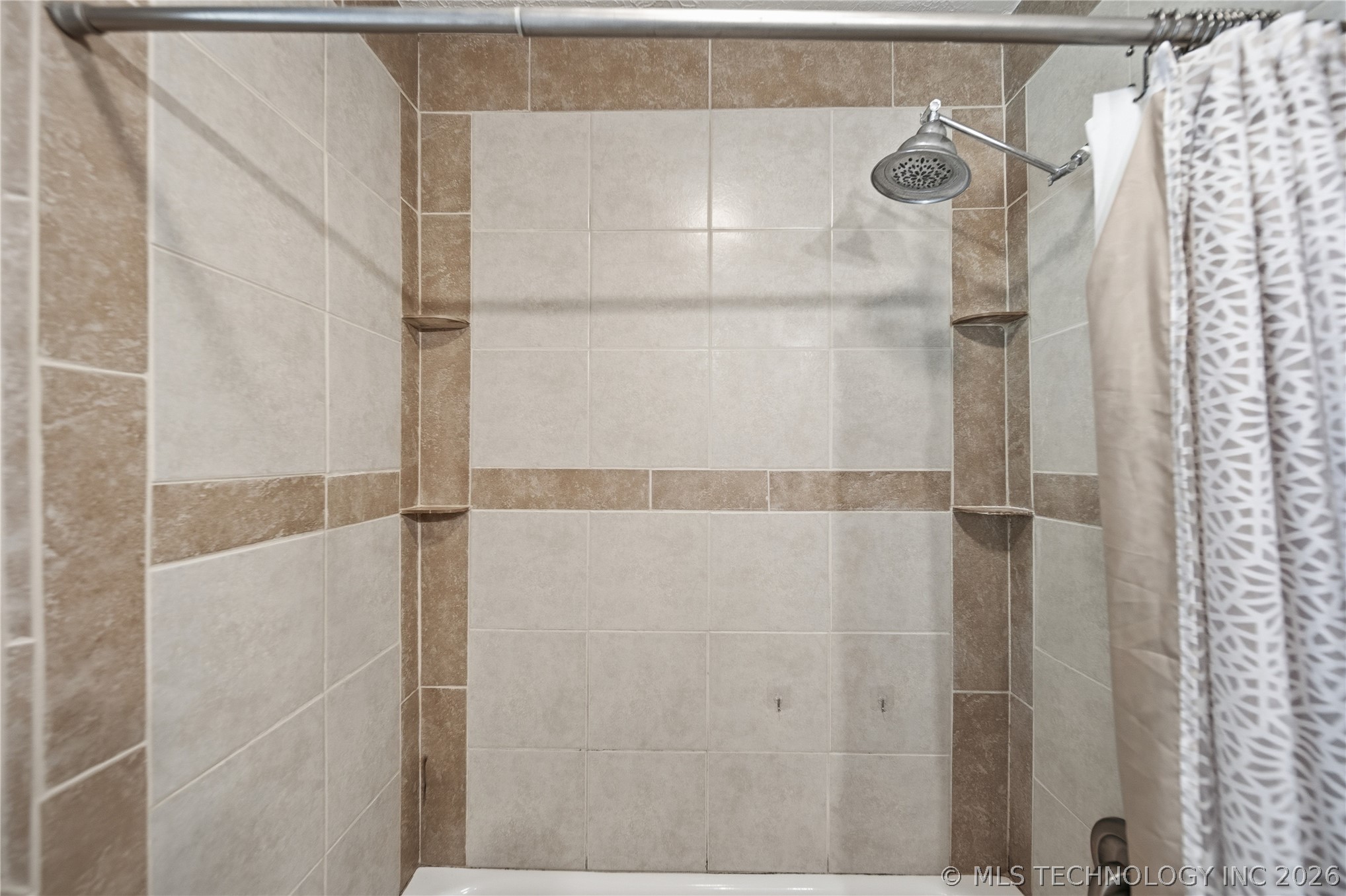 1862 E 57th Place Property Photo 22