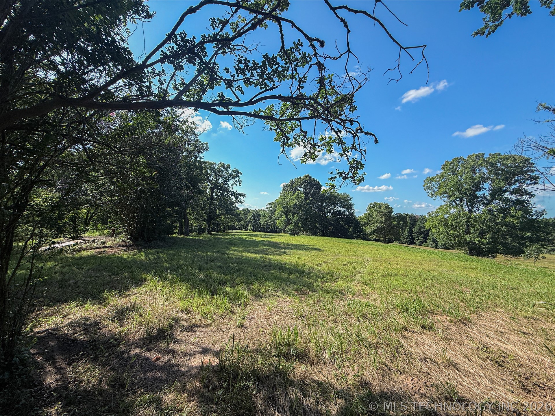 E 2030 Road Property Photo 18