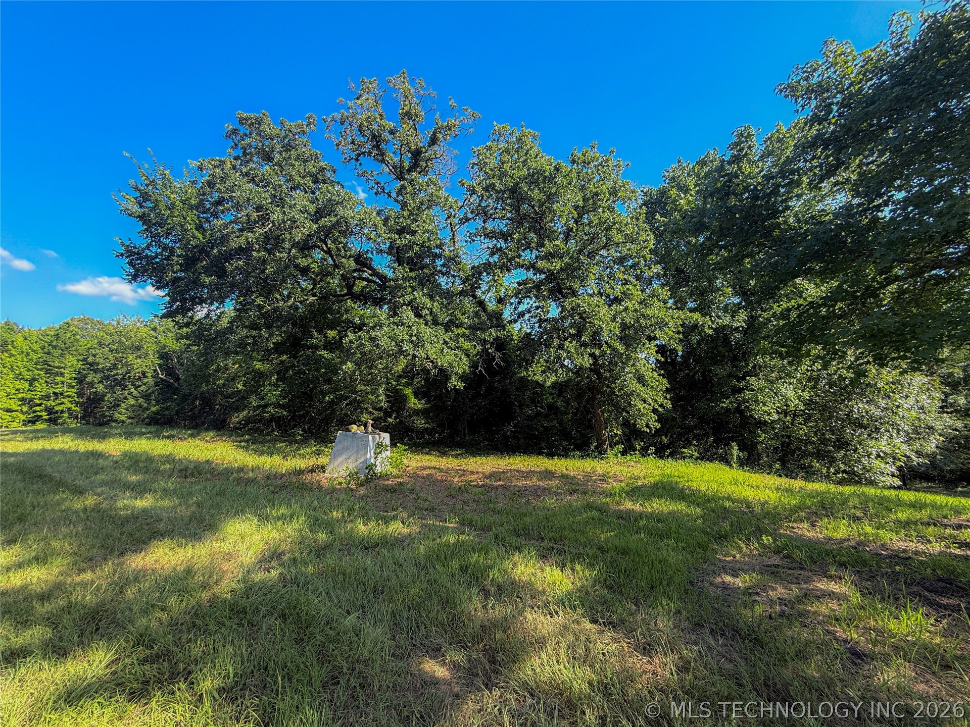 E 2030 Road Property Photo 21
