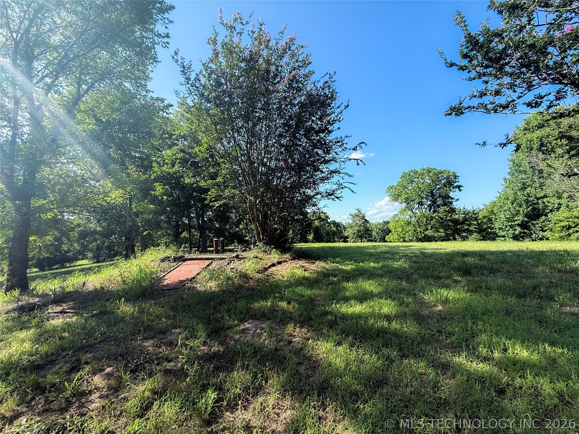 E 2030 Road Property Photo 22