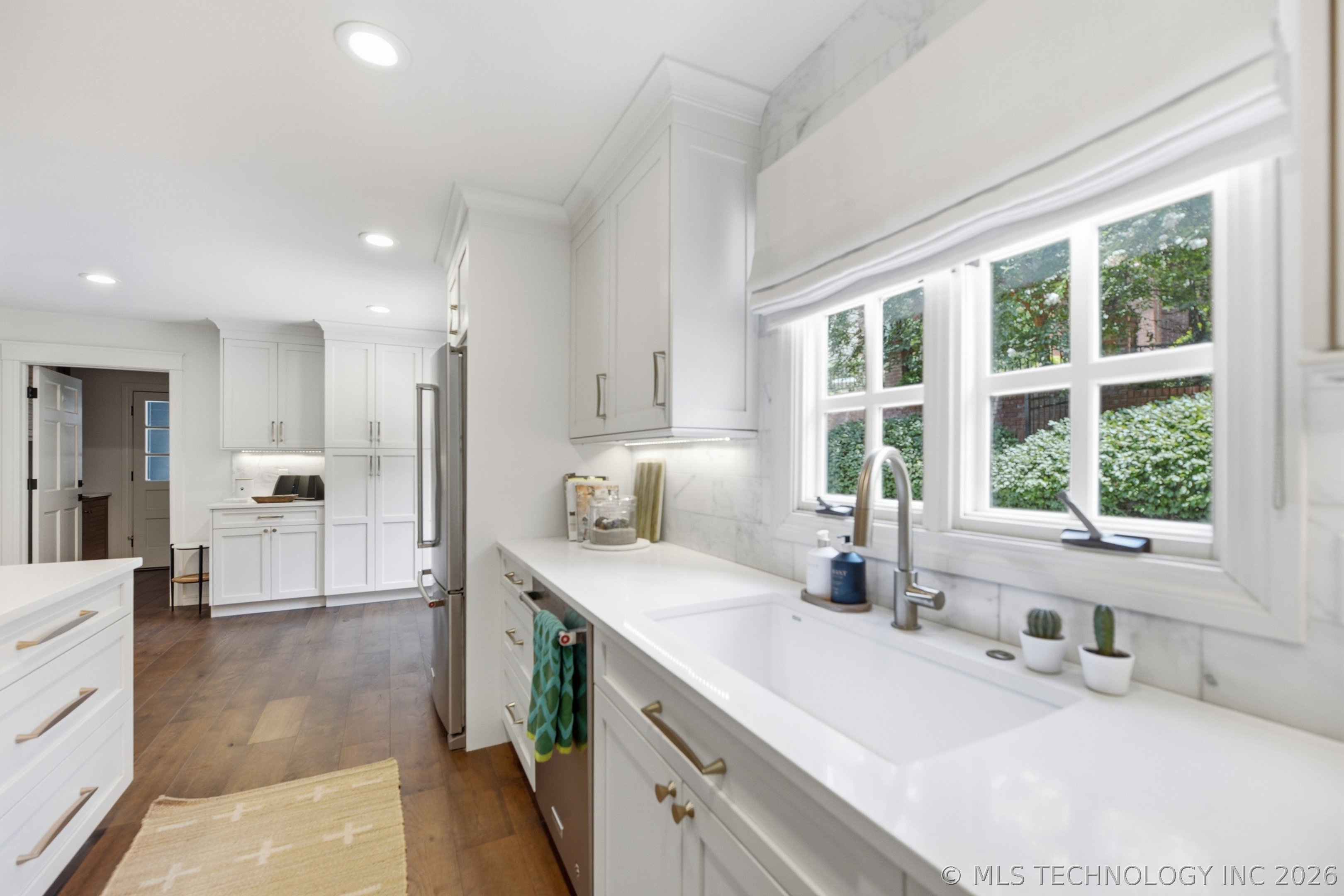 3319 E 99th Street Property Photo 62