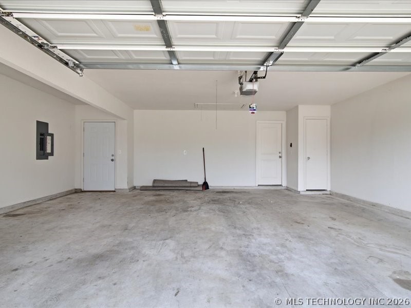 11613 E 105th Street N Property Photo 29