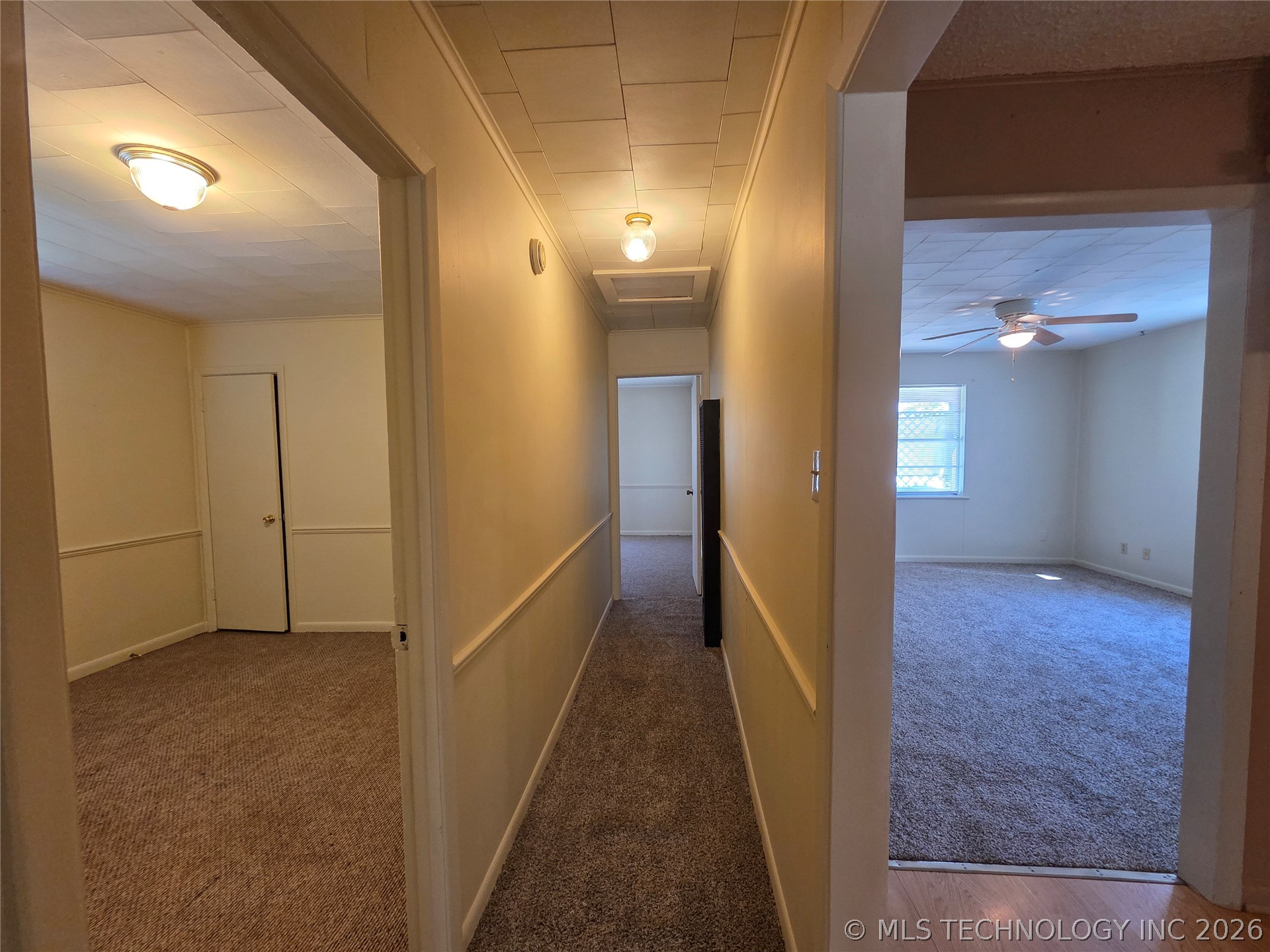 1102 N Park Property Photo 2