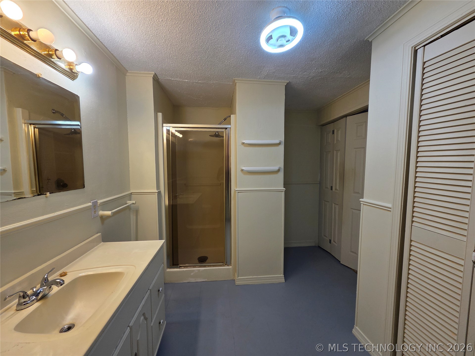 1102 N Park Property Photo 14