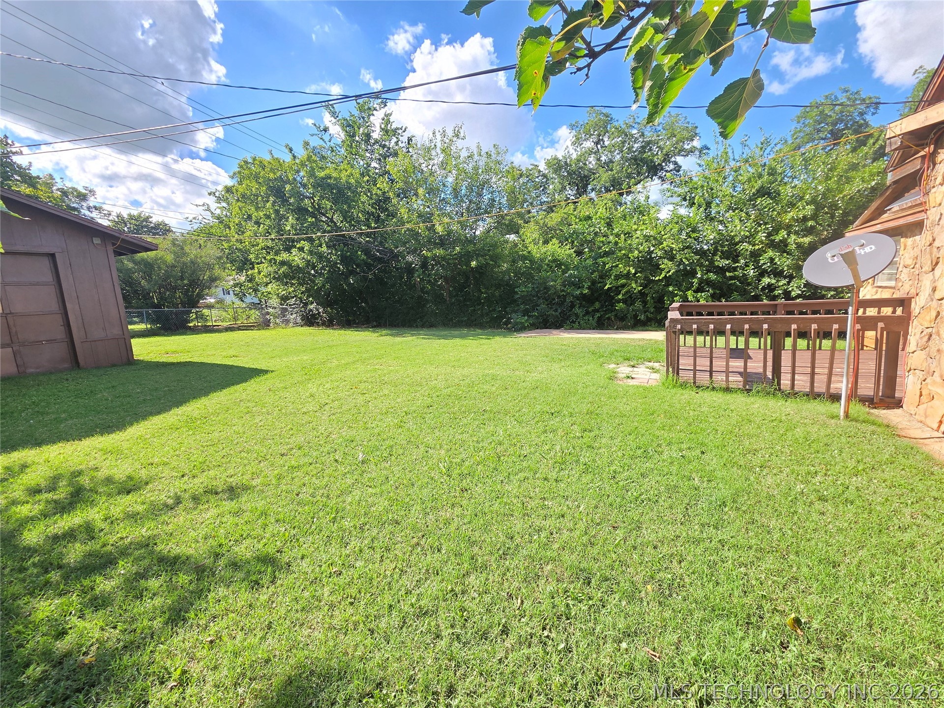1102 N Park Property Photo 24
