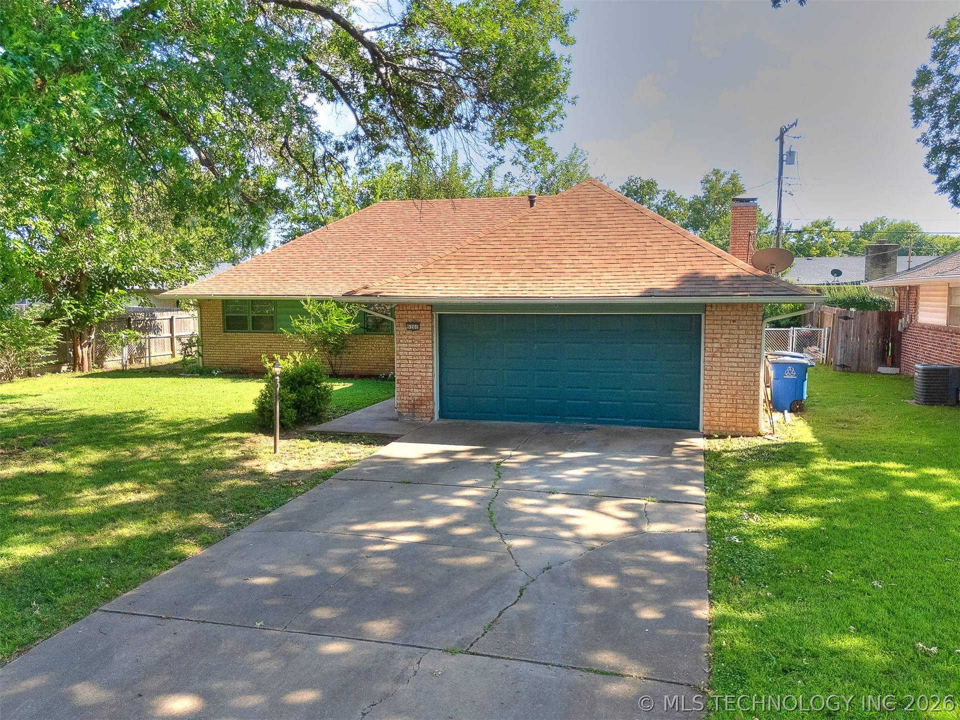 9260 E 32nd Place Property Photo 3