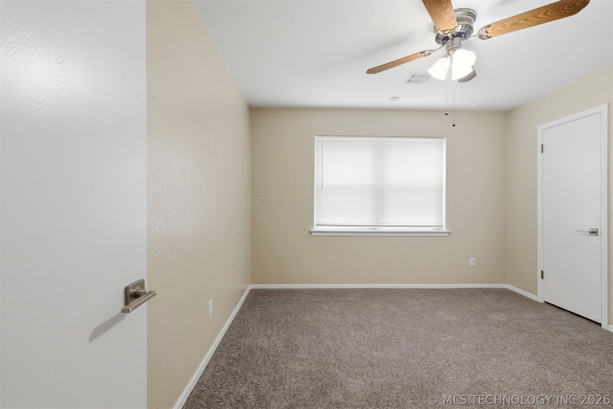 3852 S 98th East Avenue Property Photo 23