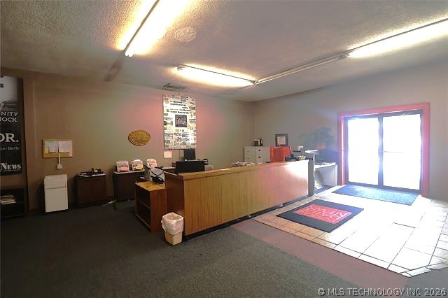 803 N Broadway Street Property Photo 6