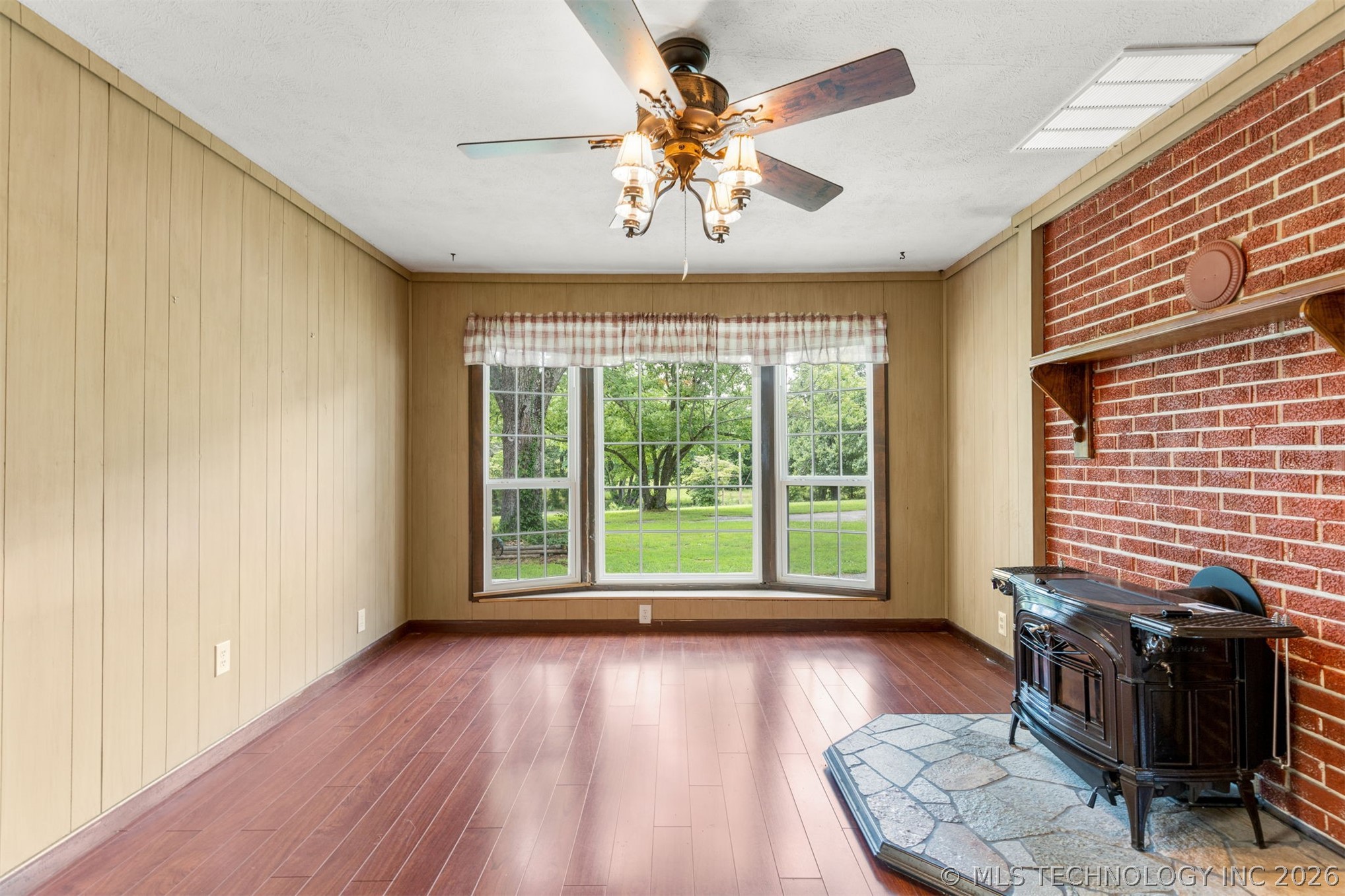 55628 S 600 Road Property Photo 25