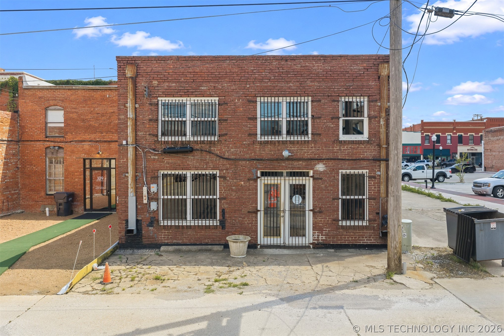 111 W Main Property Photo 37