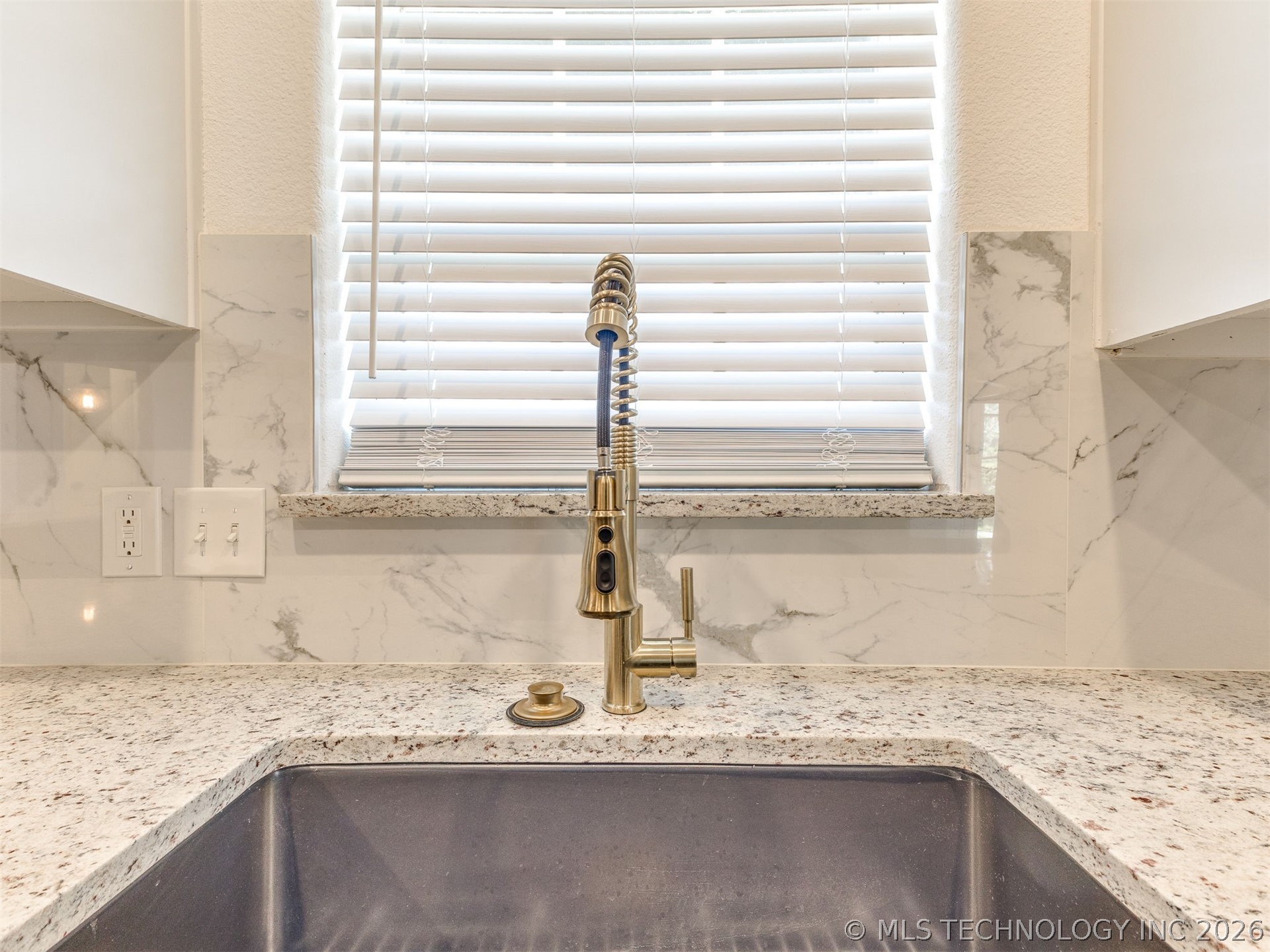 5770 W 41st Street Property Photo 14