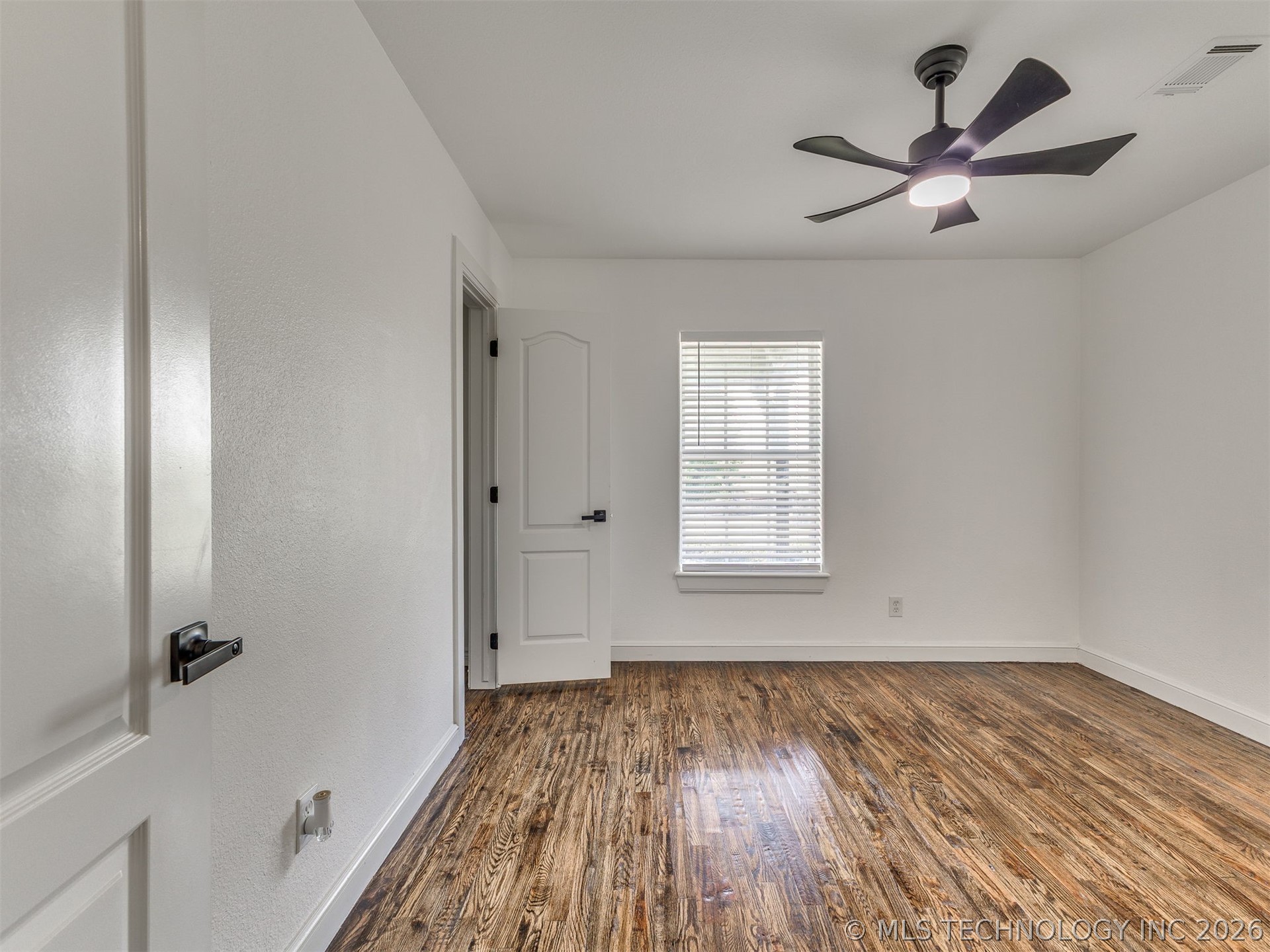 5770 W 41st Street Property Photo 19