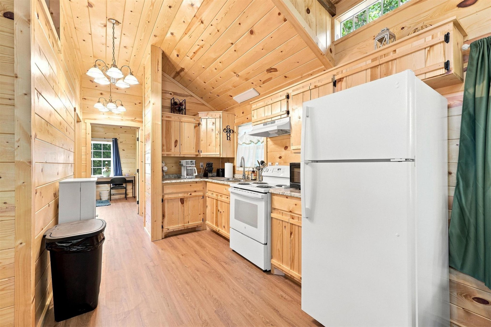 180746 W Sherman Road Property Photo 9