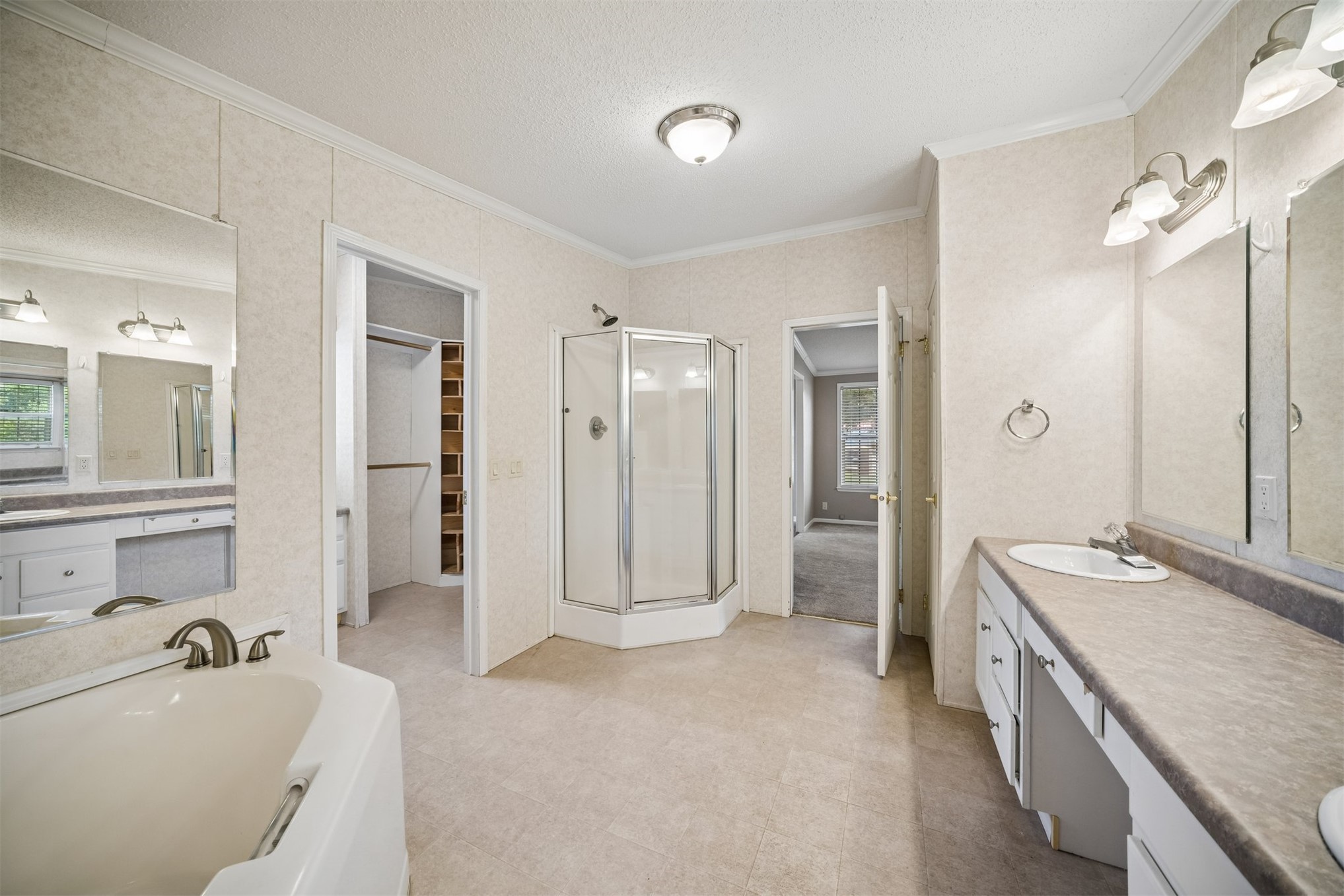 15575 Beaumont Place Property Photo 20