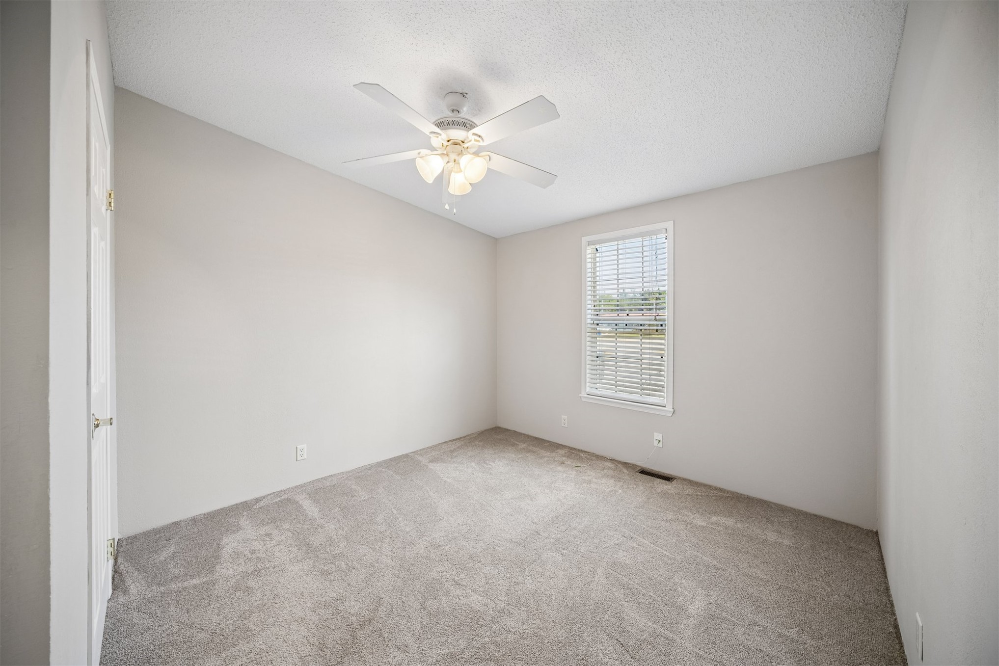15575 Beaumont Place Property Photo 26