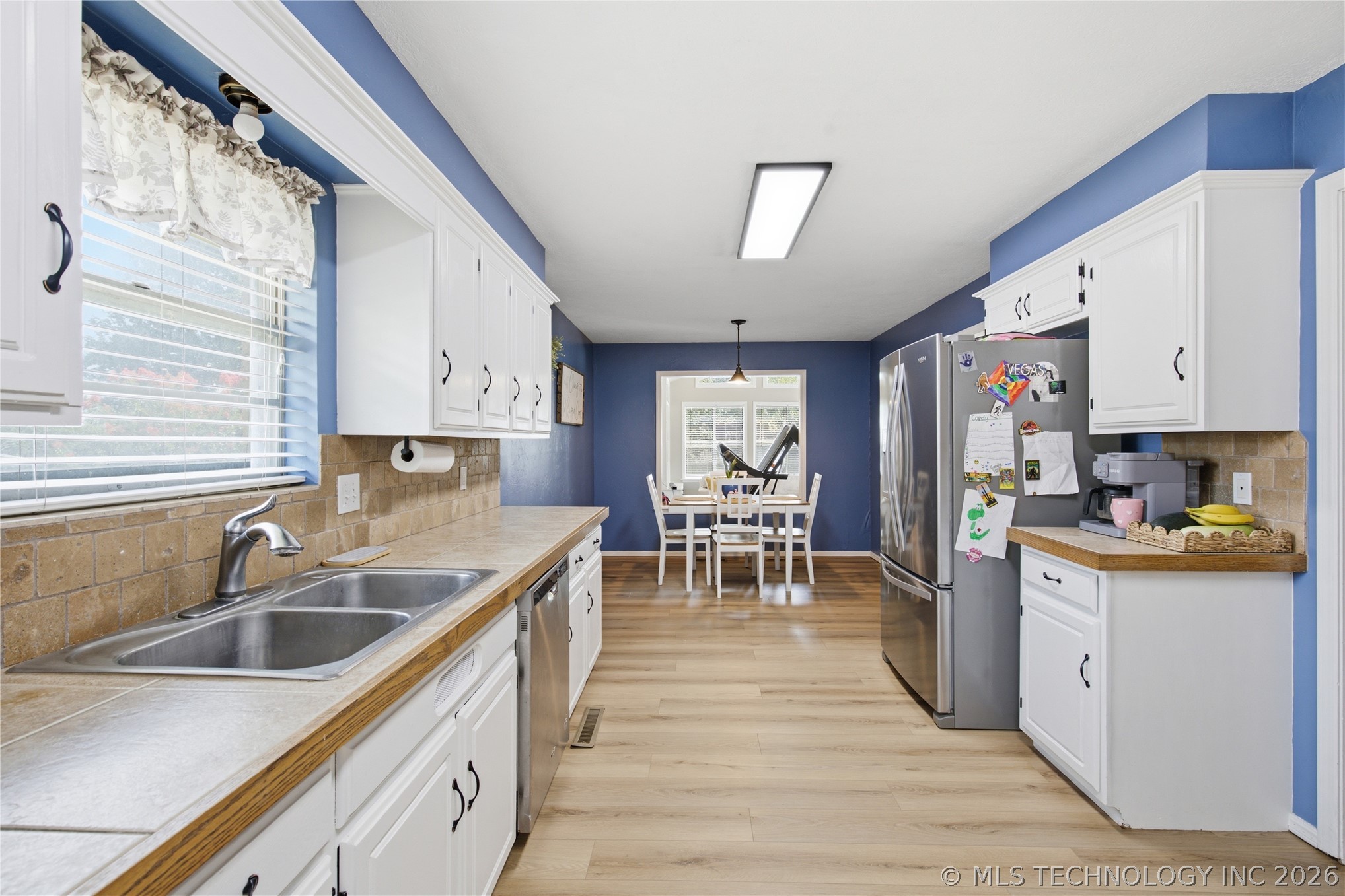 1332 Whispering Hills Property Photo 12