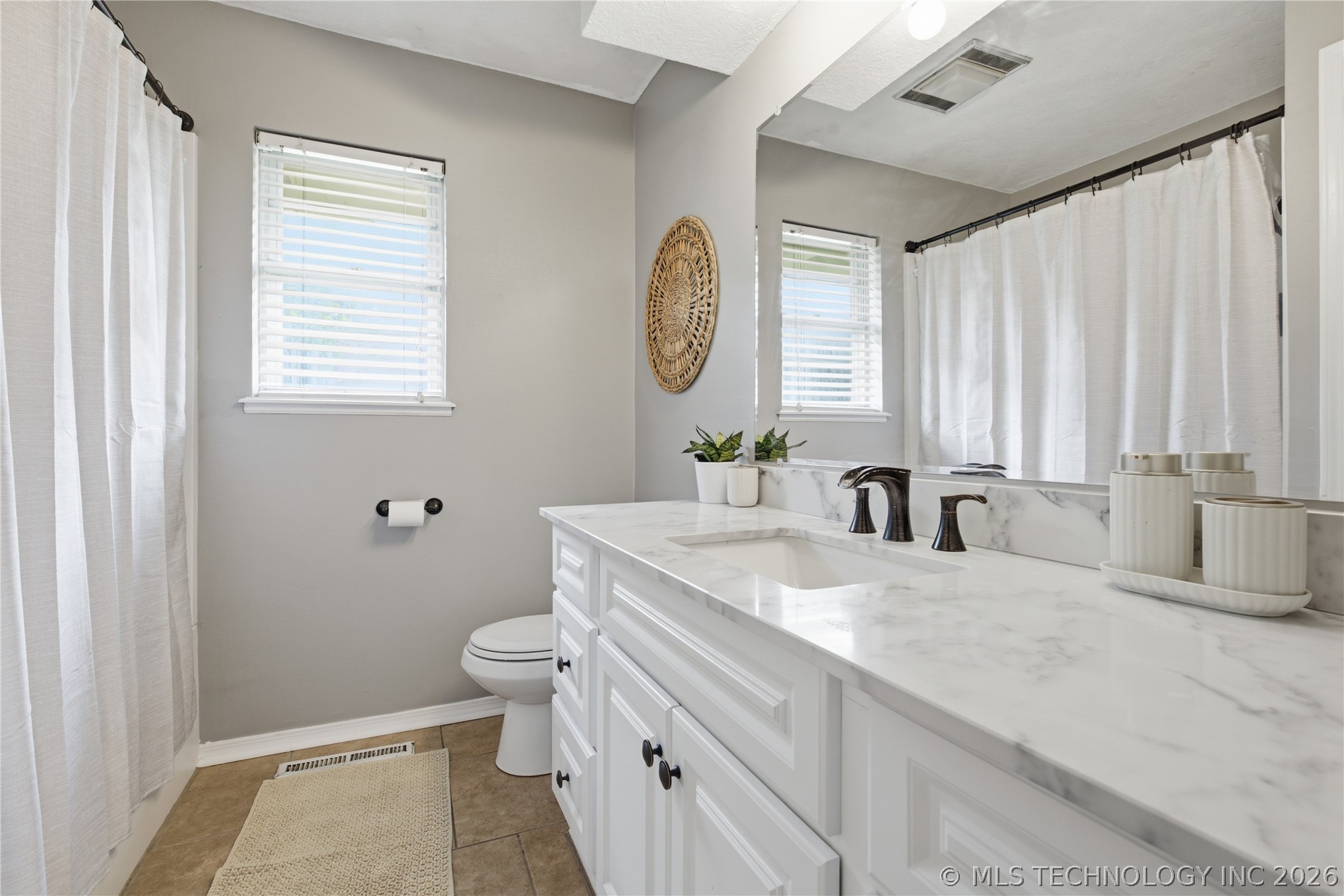 1332 Whispering Hills Property Photo 17