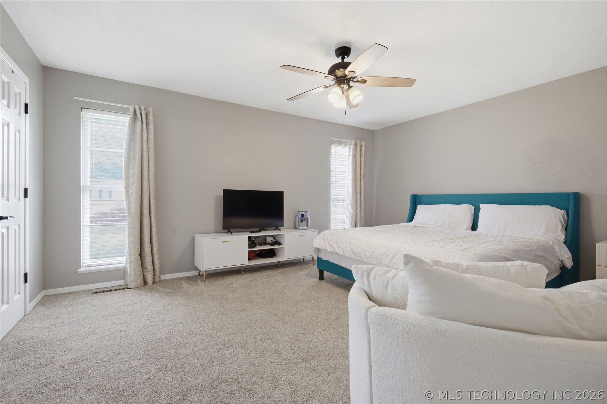 1332 Whispering Hills Property Photo 18