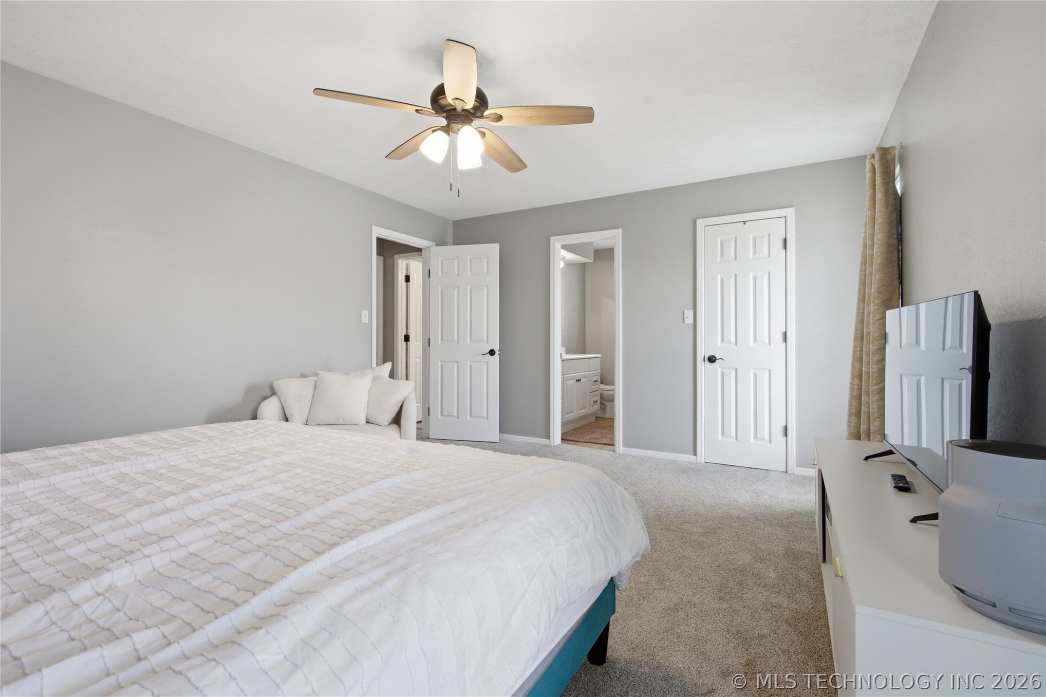 1332 Whispering Hills Property Photo 19