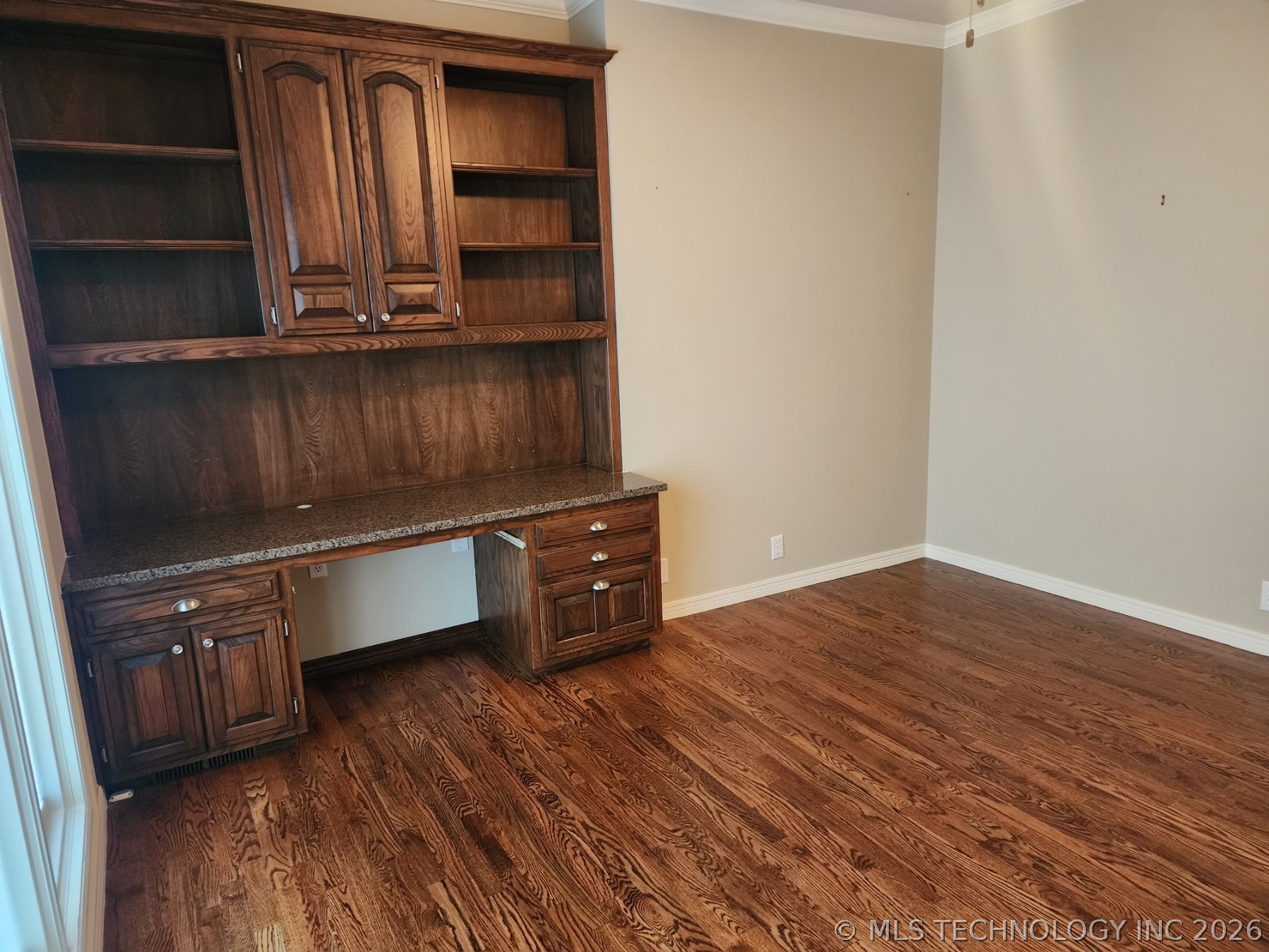 5101 E 79th Street Property Photo 17