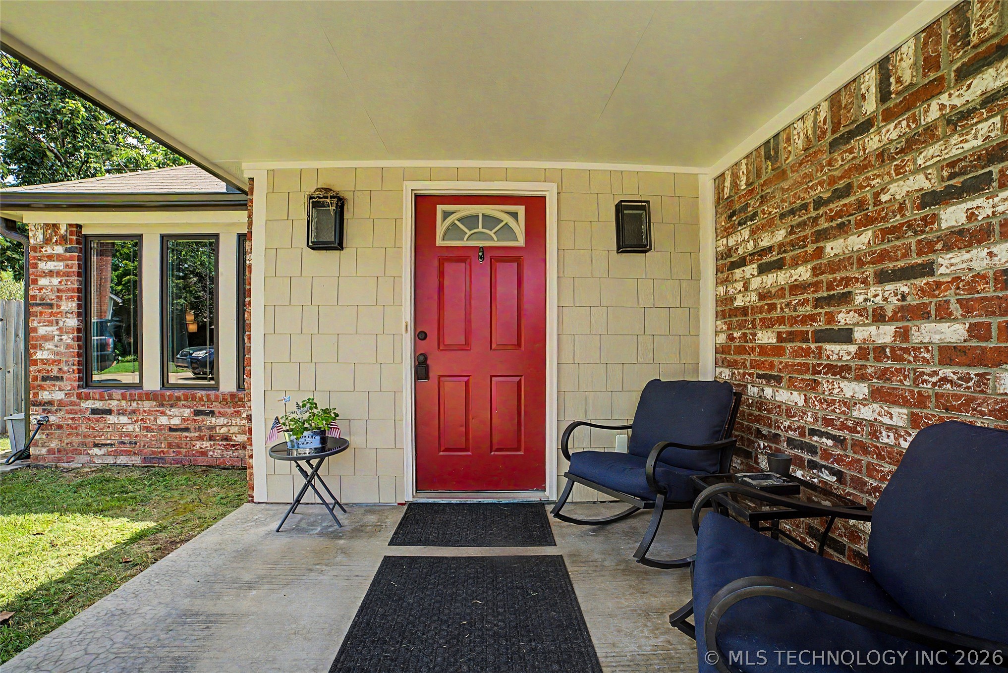 13030 E 77th Court Property Photo 3