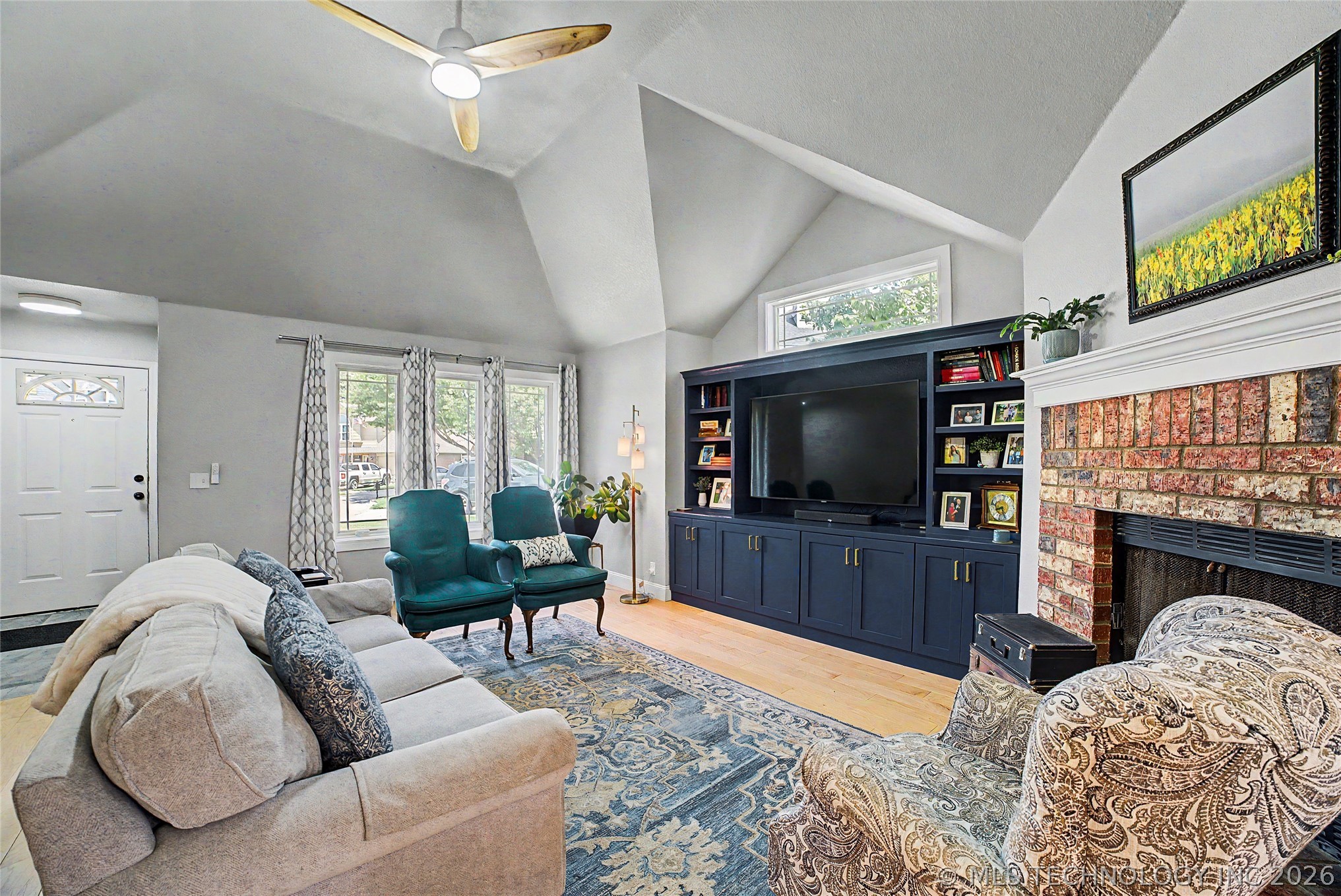 13030 E 77th Court Property Photo 4