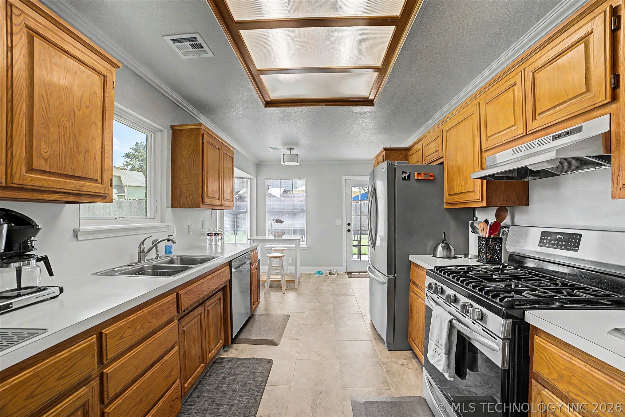 13030 E 77th Court Property Photo 10