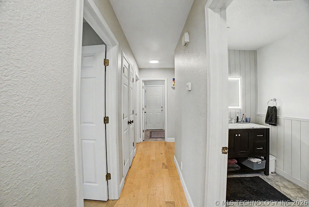 13030 E 77th Court Property Photo 13